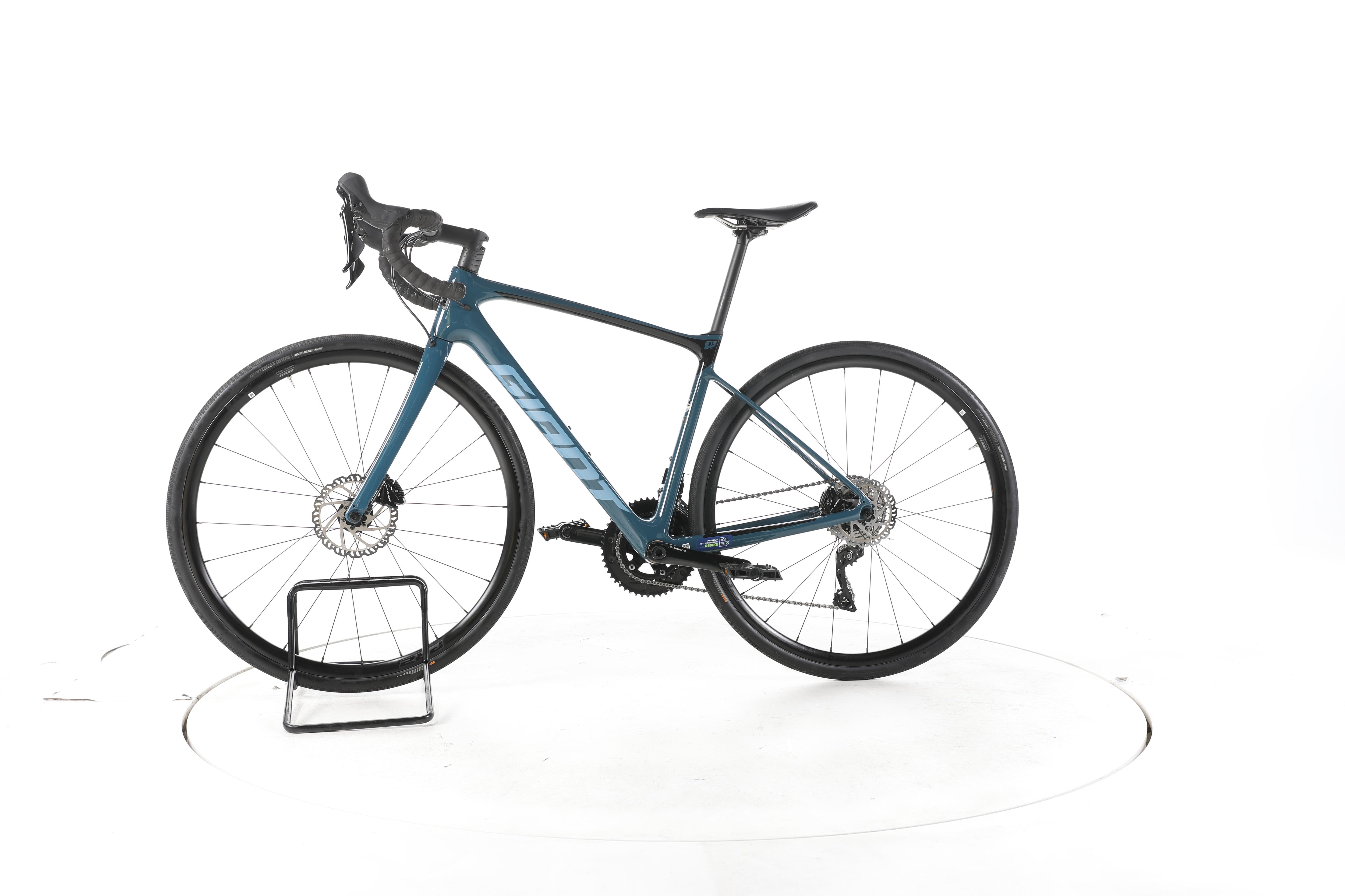 Giant Defy Advanced 2 Rennrad Carbon 2024 - Image 7