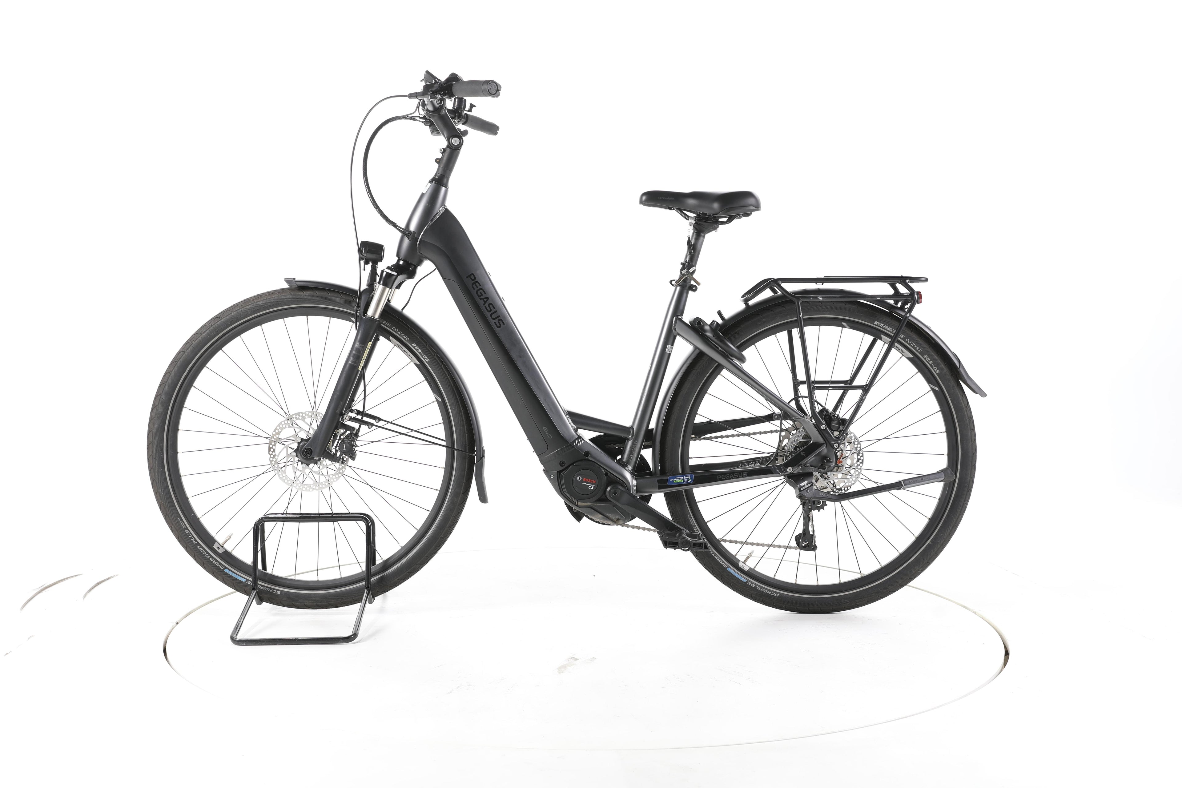 Pegasus Premio EVO 10 Lite Trekking E-Bike Tiefeinsteiger - Image 7