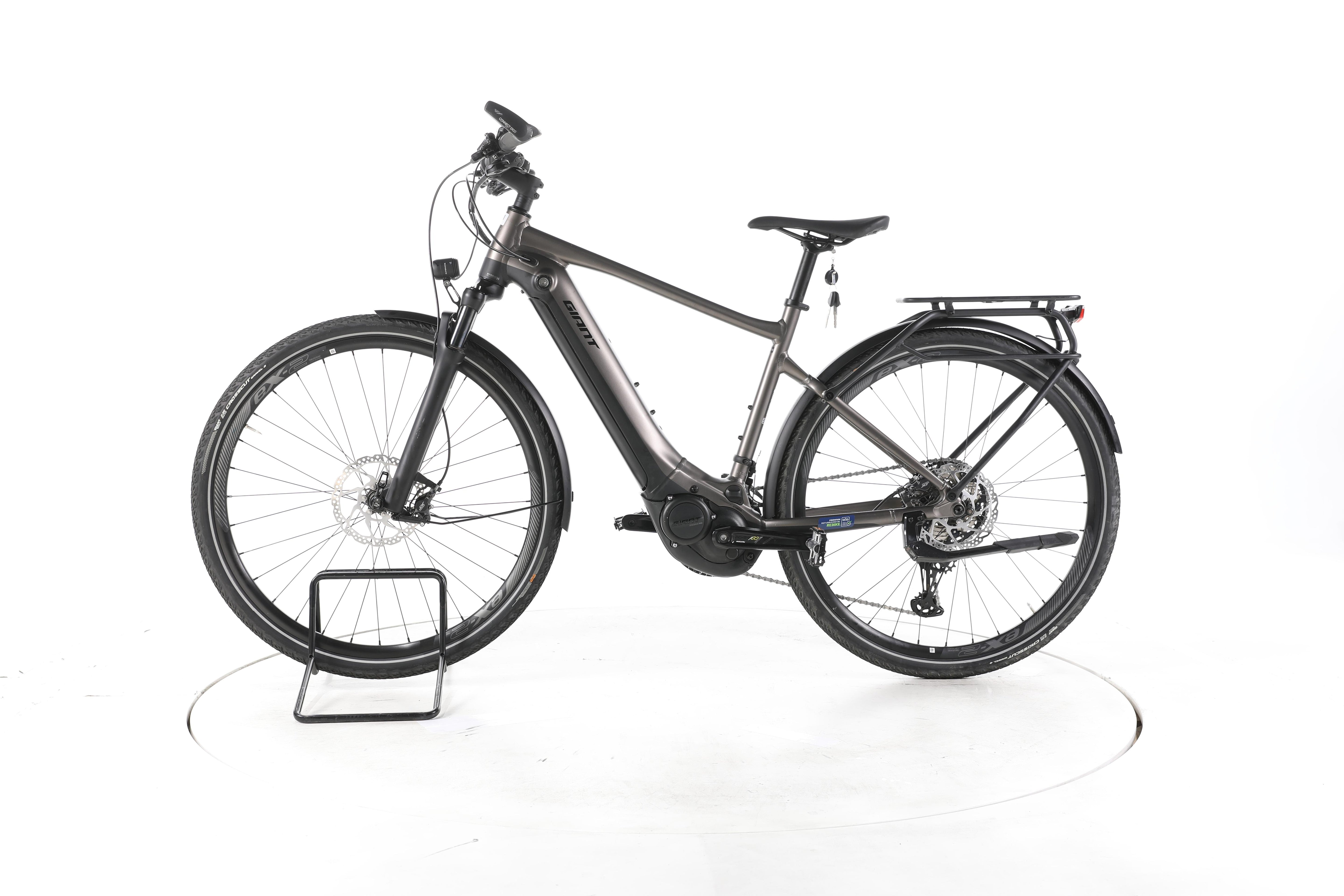 Giant Explore E+ Pro 0 Trekking E-Bike - Image 7