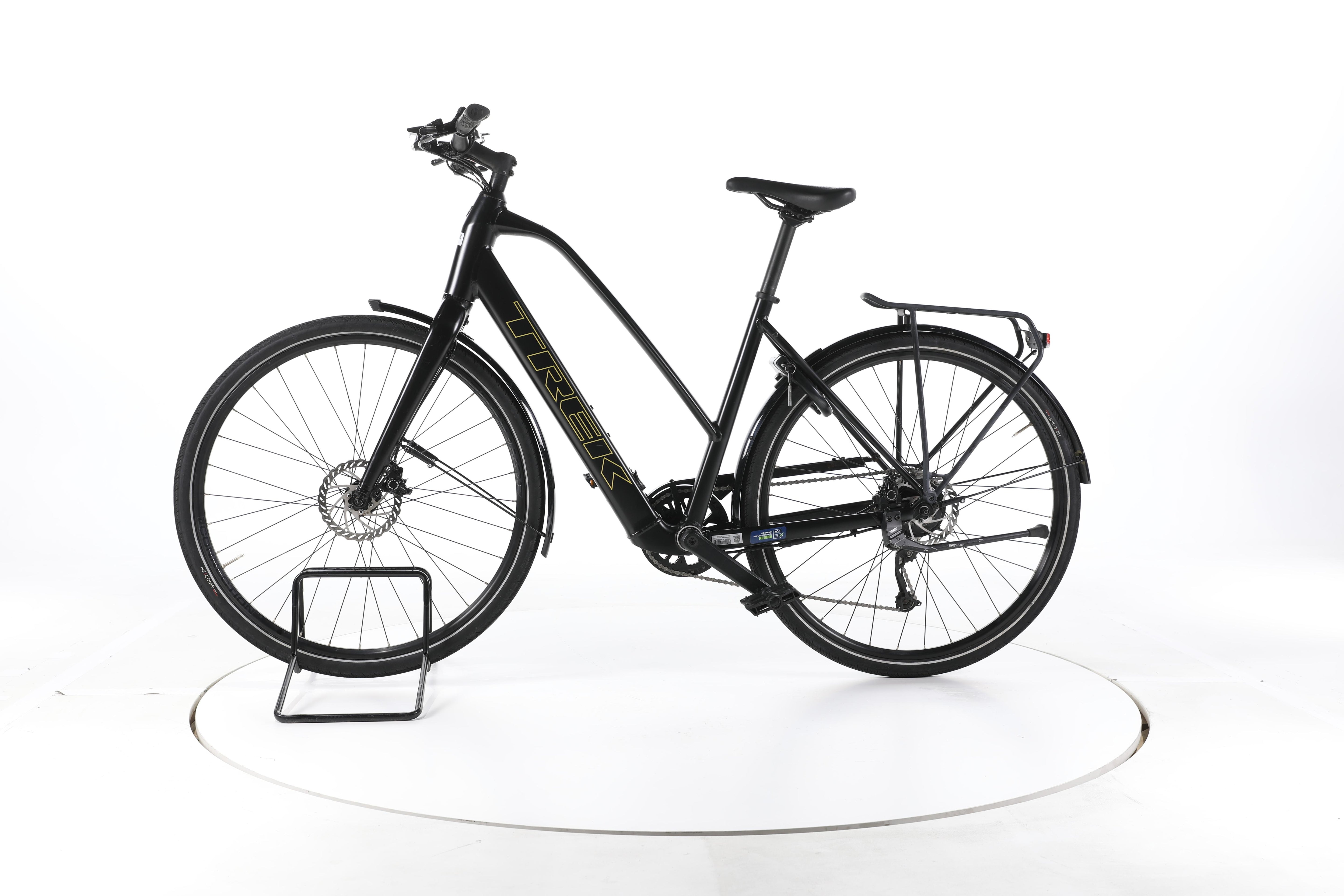 Trek FX+ 2 Stagger E-Bike - Image 7