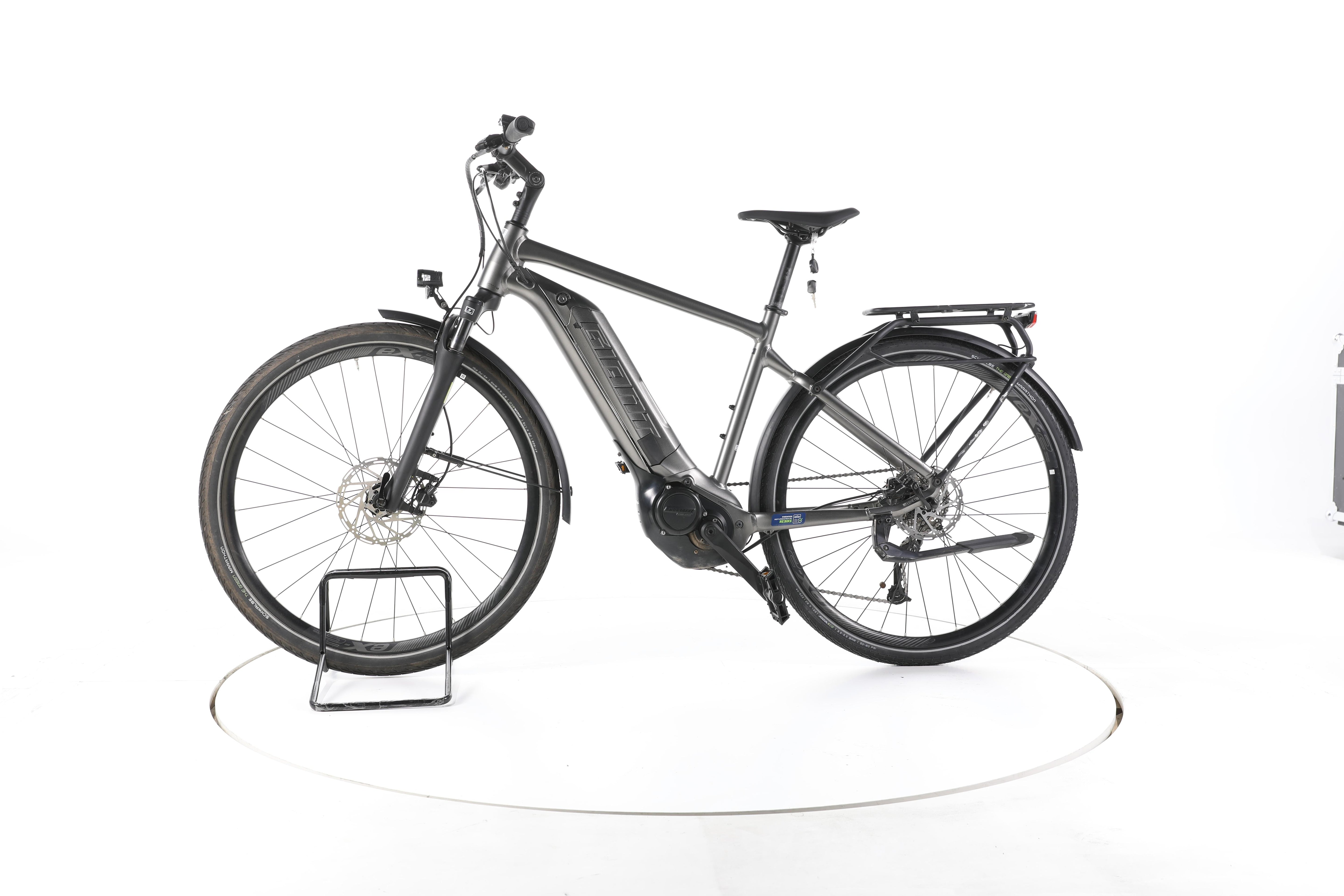 Giant Explore E+ 3 Trekking E-Bike - Image 7