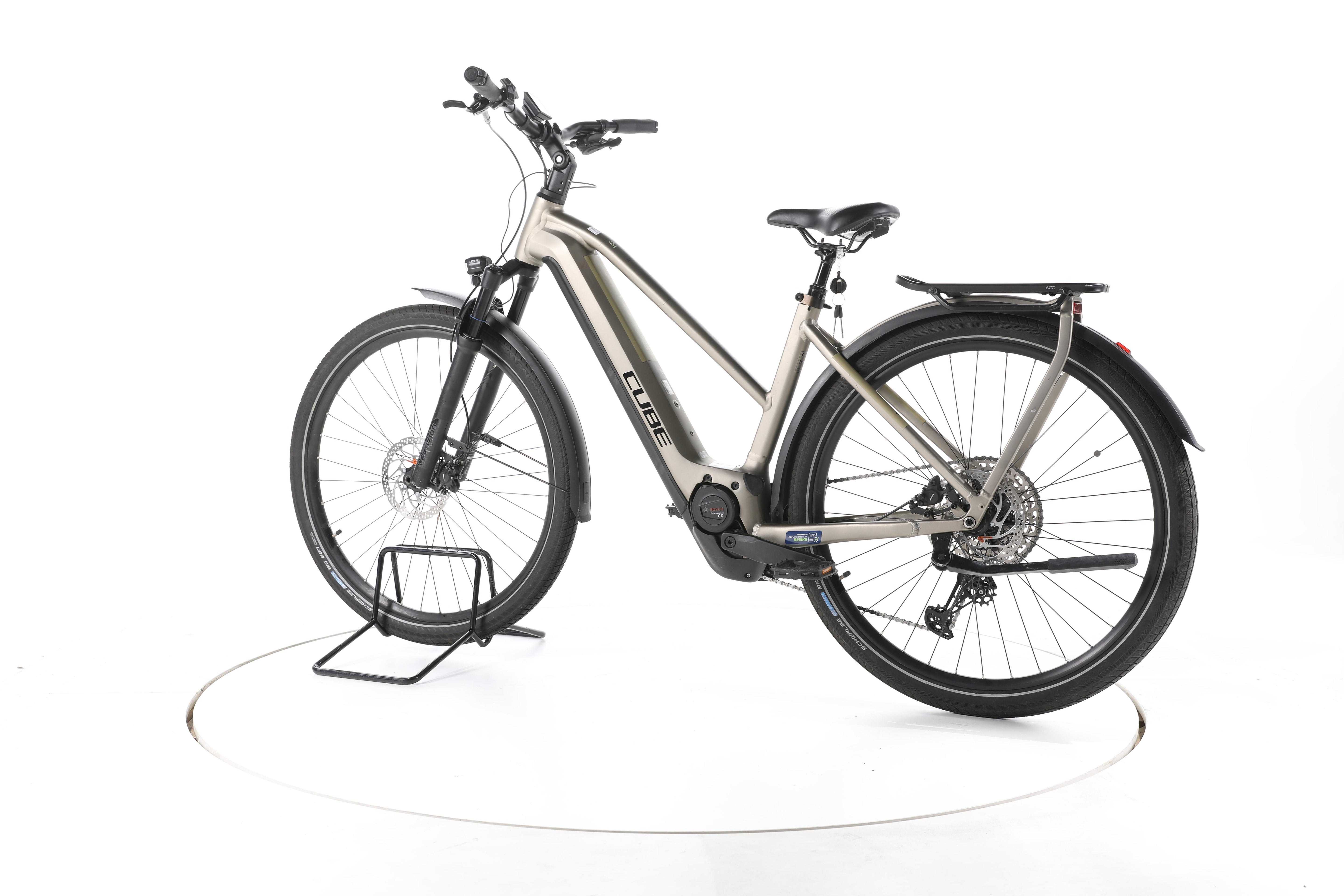 Cube Kathmandu Hybrid Pro Trekking E-Bike - Image 8