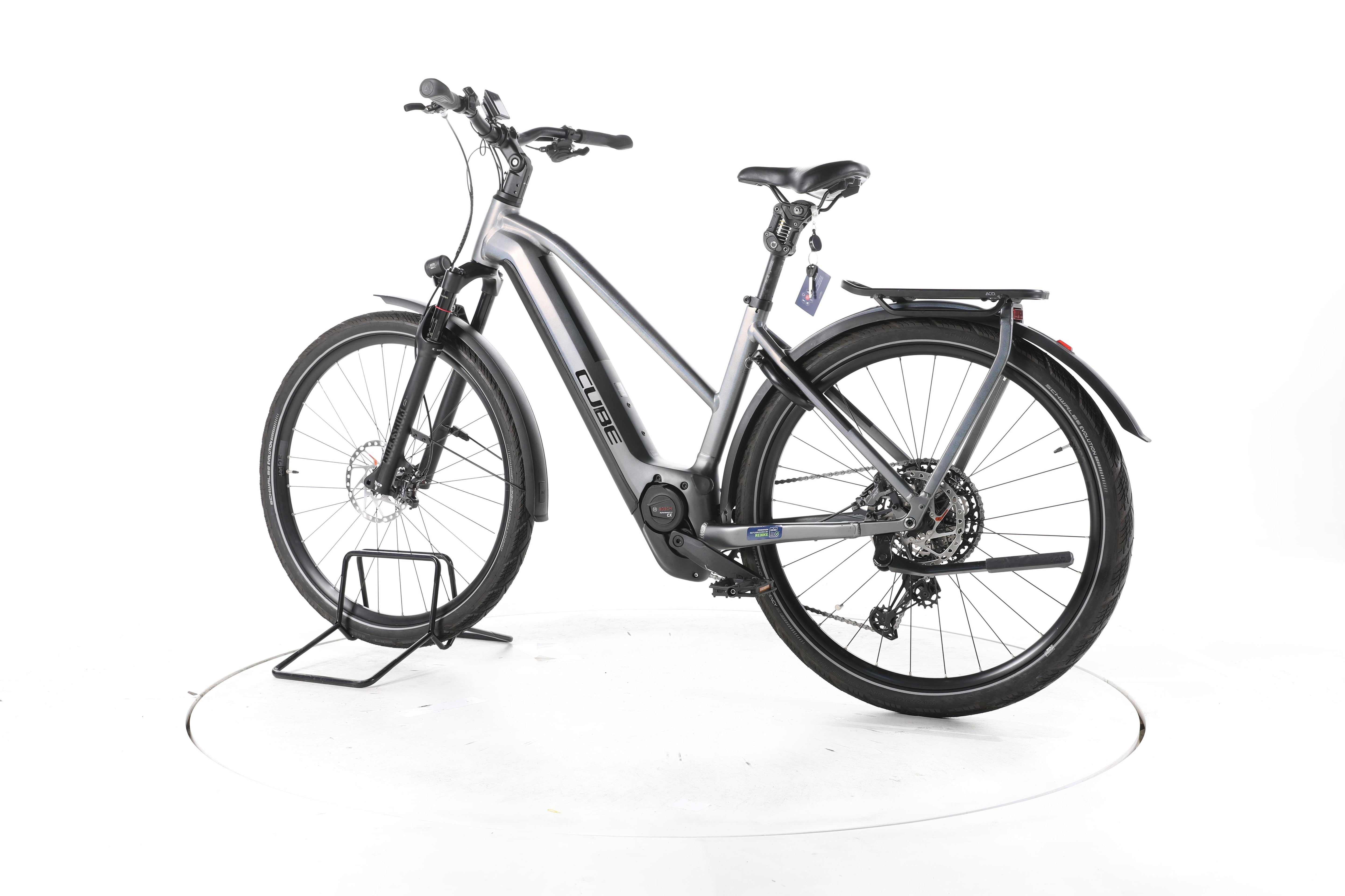 Cube Kathmandu Hybrid SLT Trekking E-Bike - Image 8