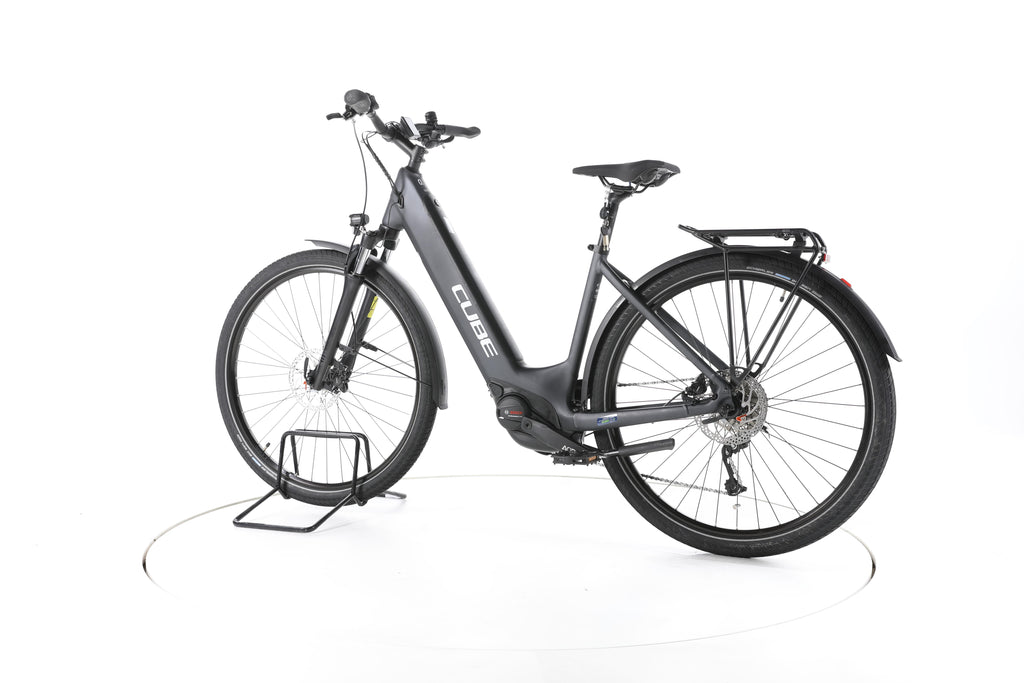 Cube Touring Hybrid ONE Trekking E-Bike Tiefeinsteiger 2023 - Image 8