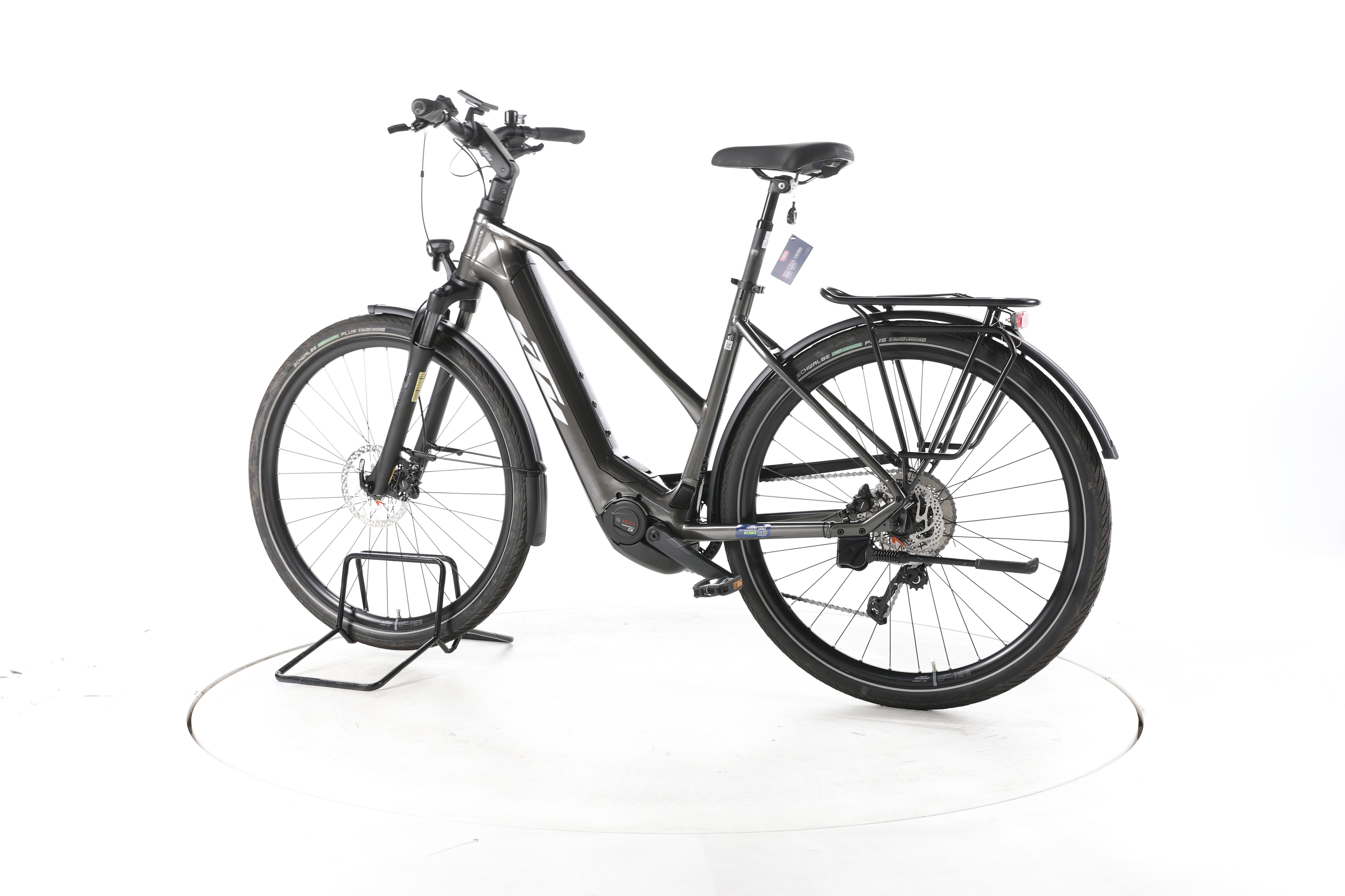 KTM Macina Style 740 Trekking E-Bike - Image 8