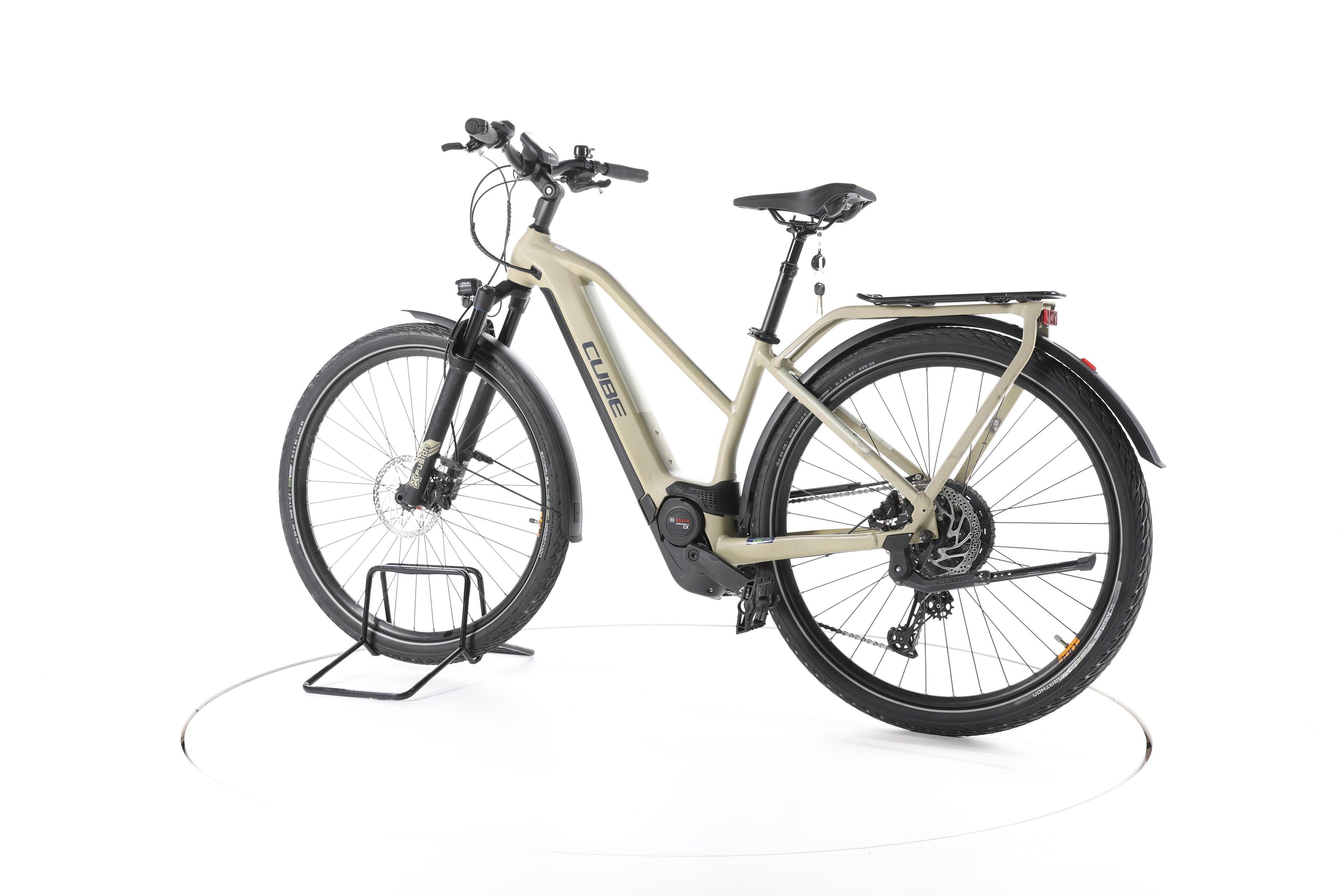 Cube Kathmandu Hybrid Pro Trekking E-Bike - Image 8