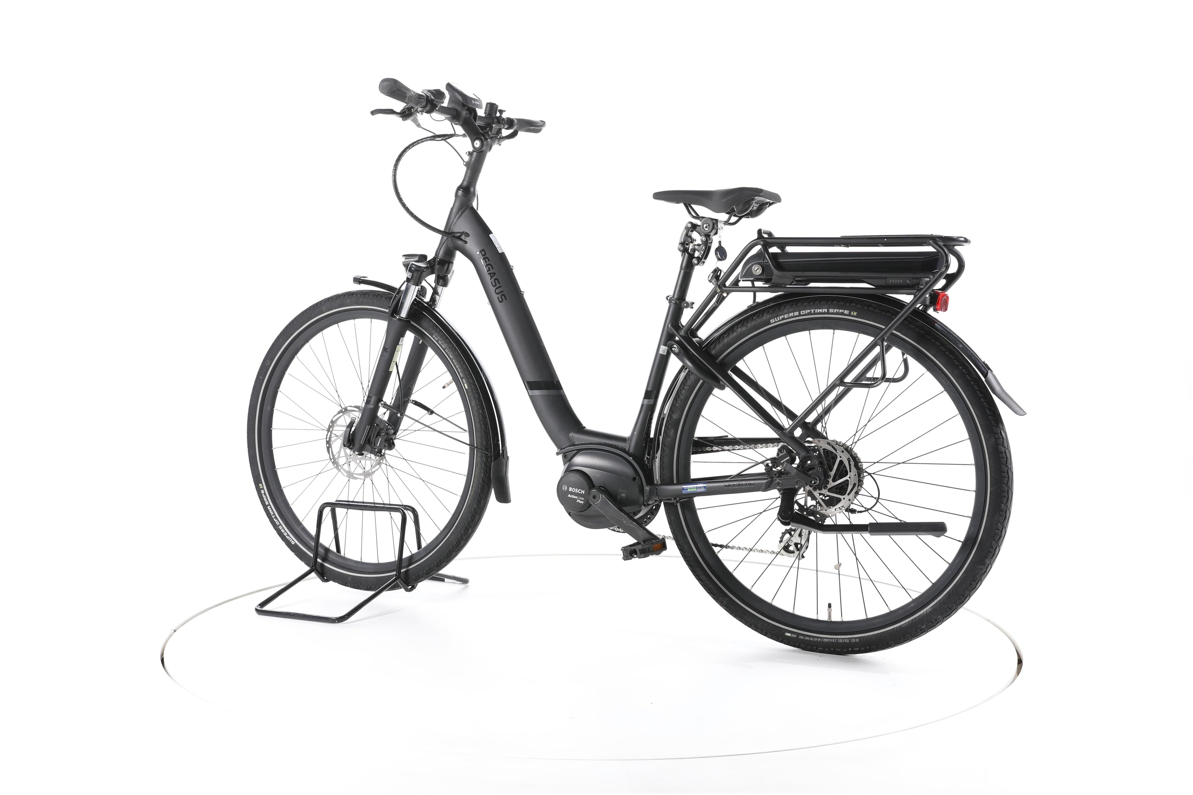 Pegasus Solero E8 Plus Trekking E-Bike Tiefeinsteiger - Image 8
