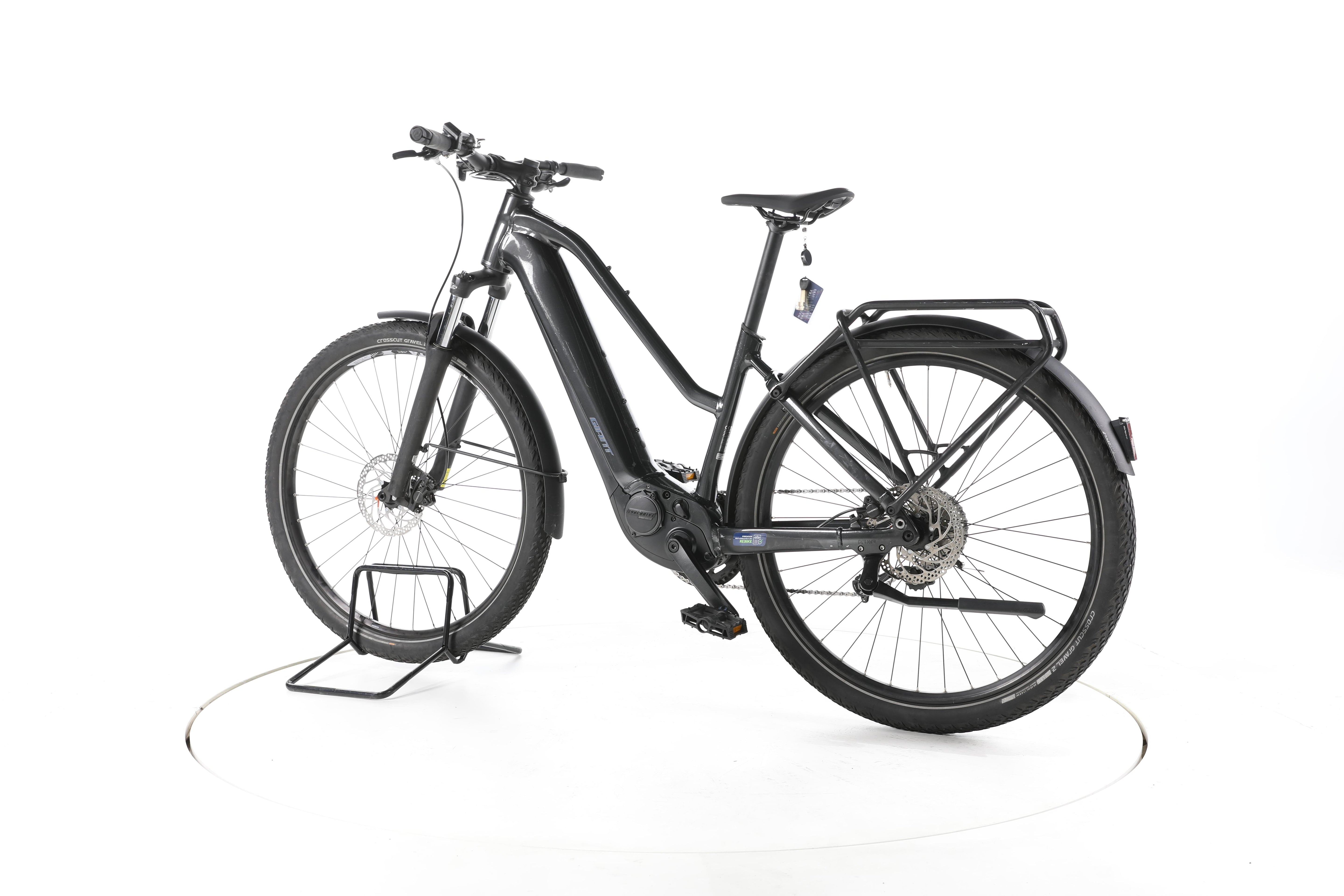 Giant Explore E+ 2 Trekking E-Bike - Image 8