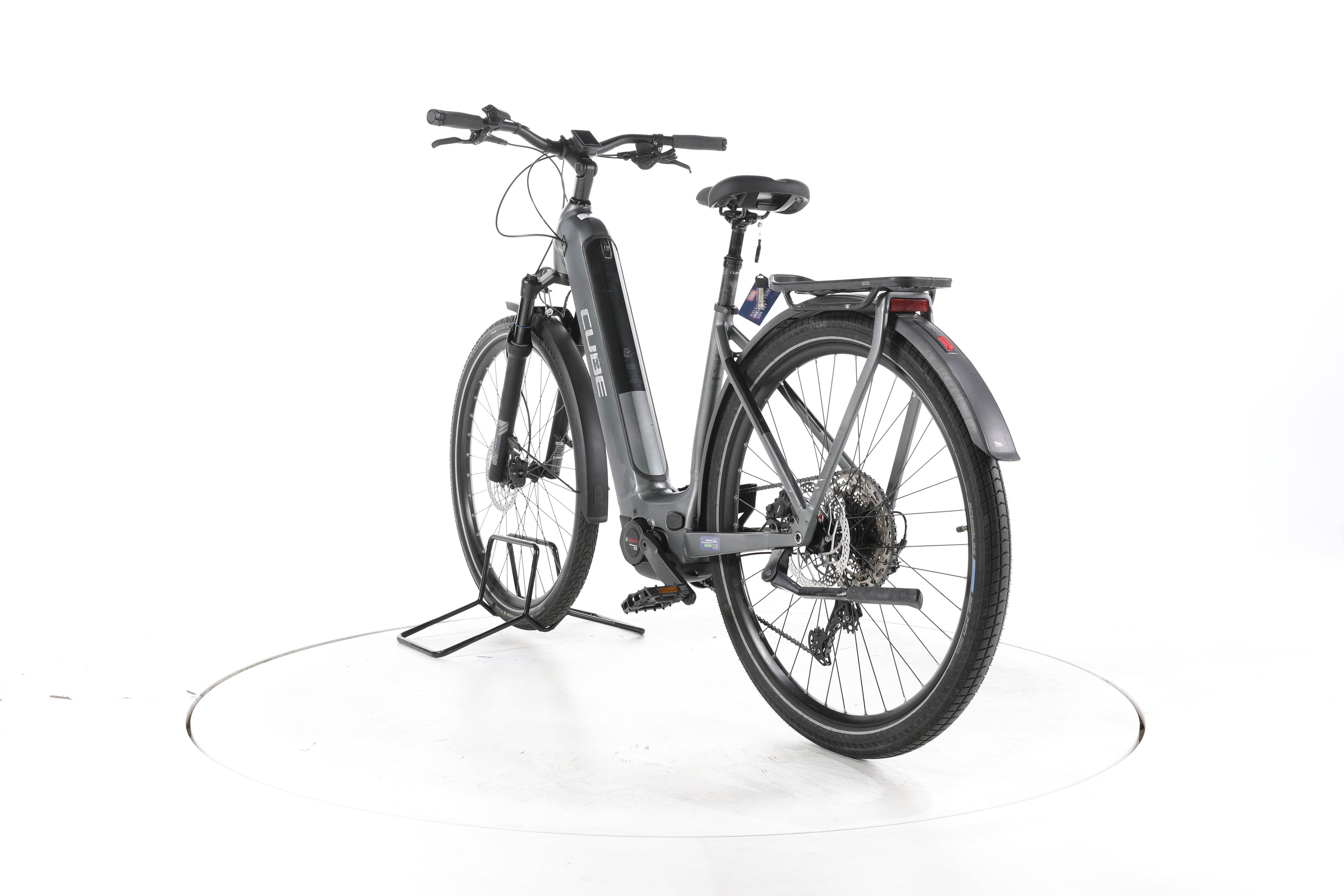 Cube Kathmandu Hybrid Pro Trekking E-Bike Tiefeinsteiger - Image 9