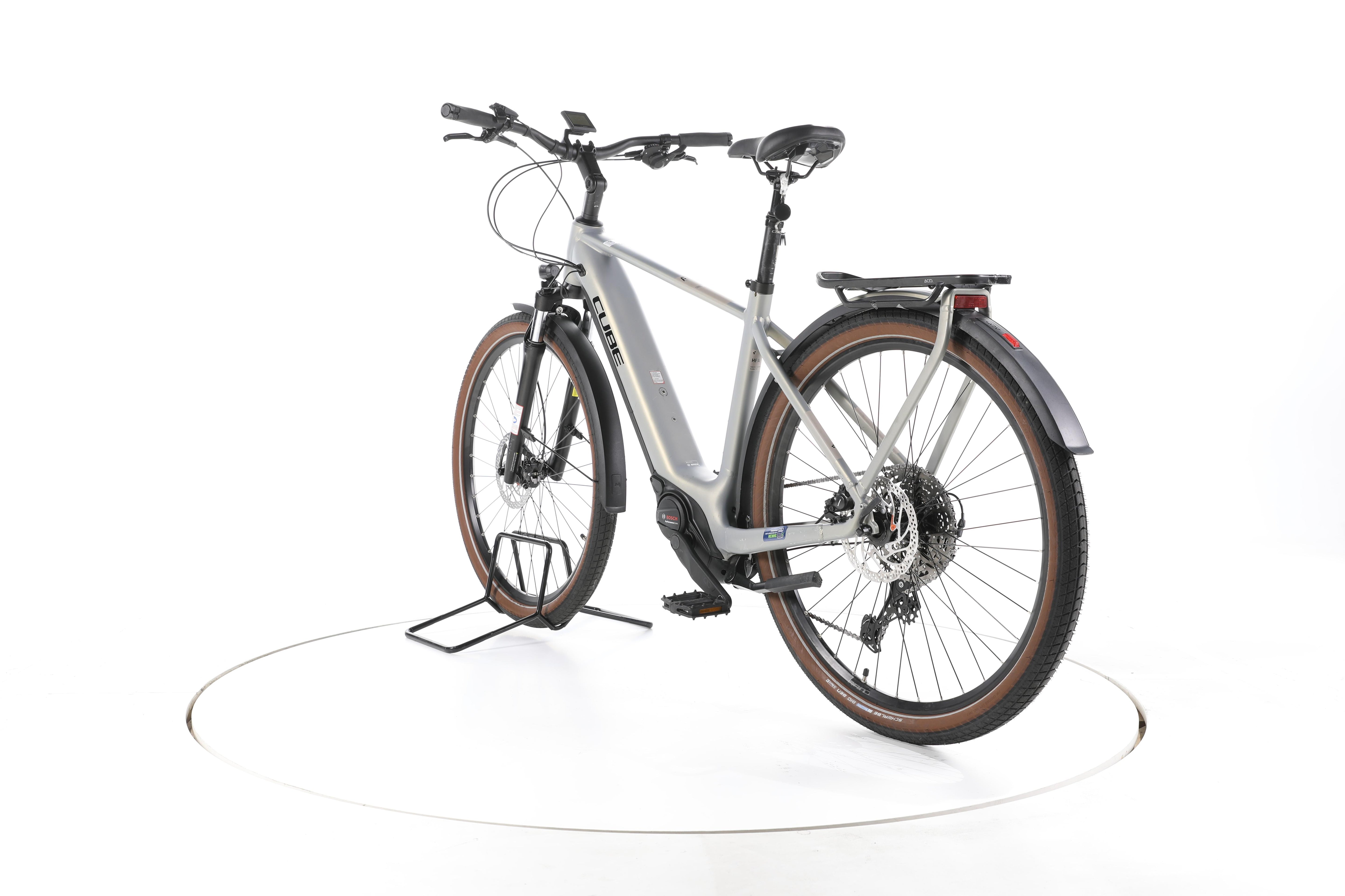 Cube Touring Hybrid Pro 625 Trekking E-Bike 2024 - Image 9