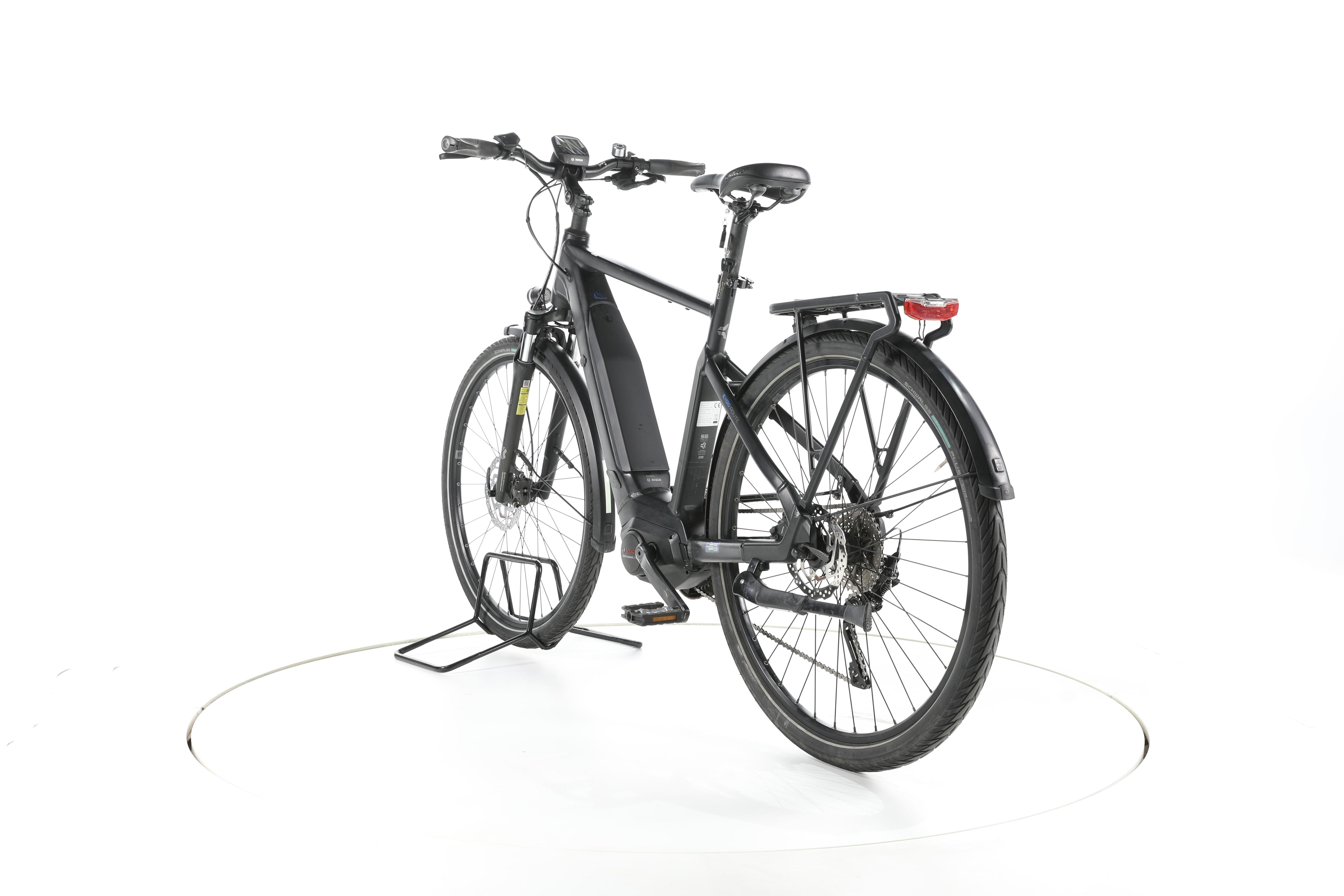 Carver Route E.430 Trekking E-Bike - Image 9