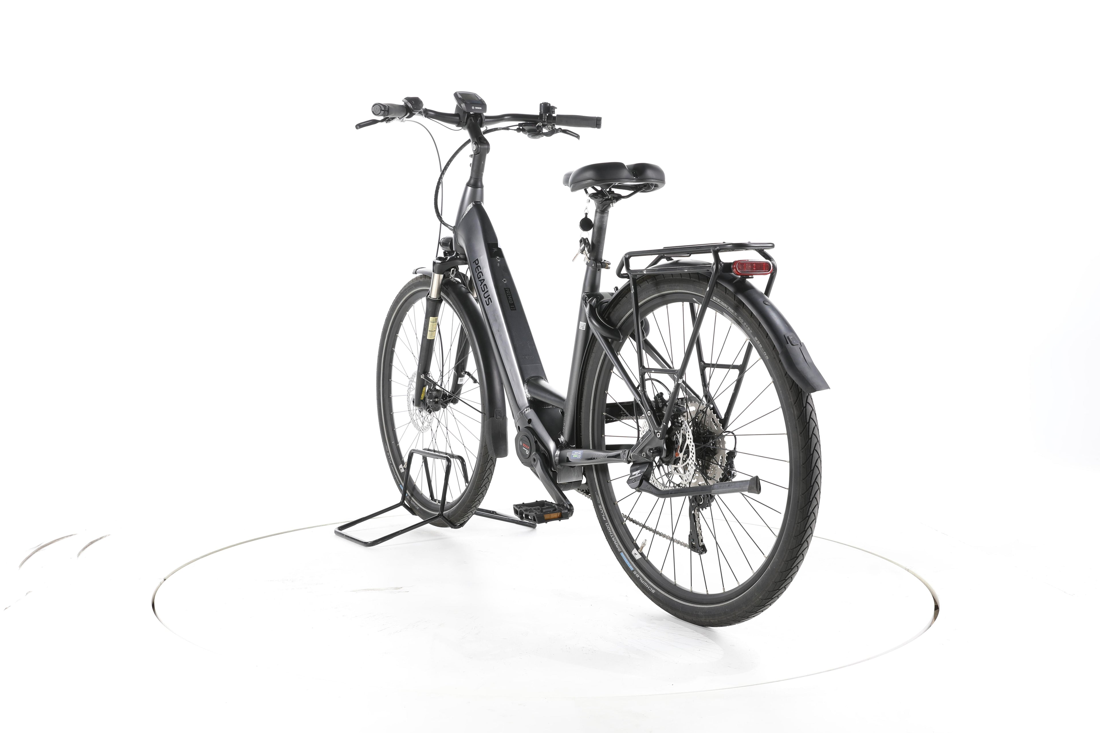 Pegasus Premio EVO 10 Lite Trekking E-Bike Tiefeinsteiger - Image 9