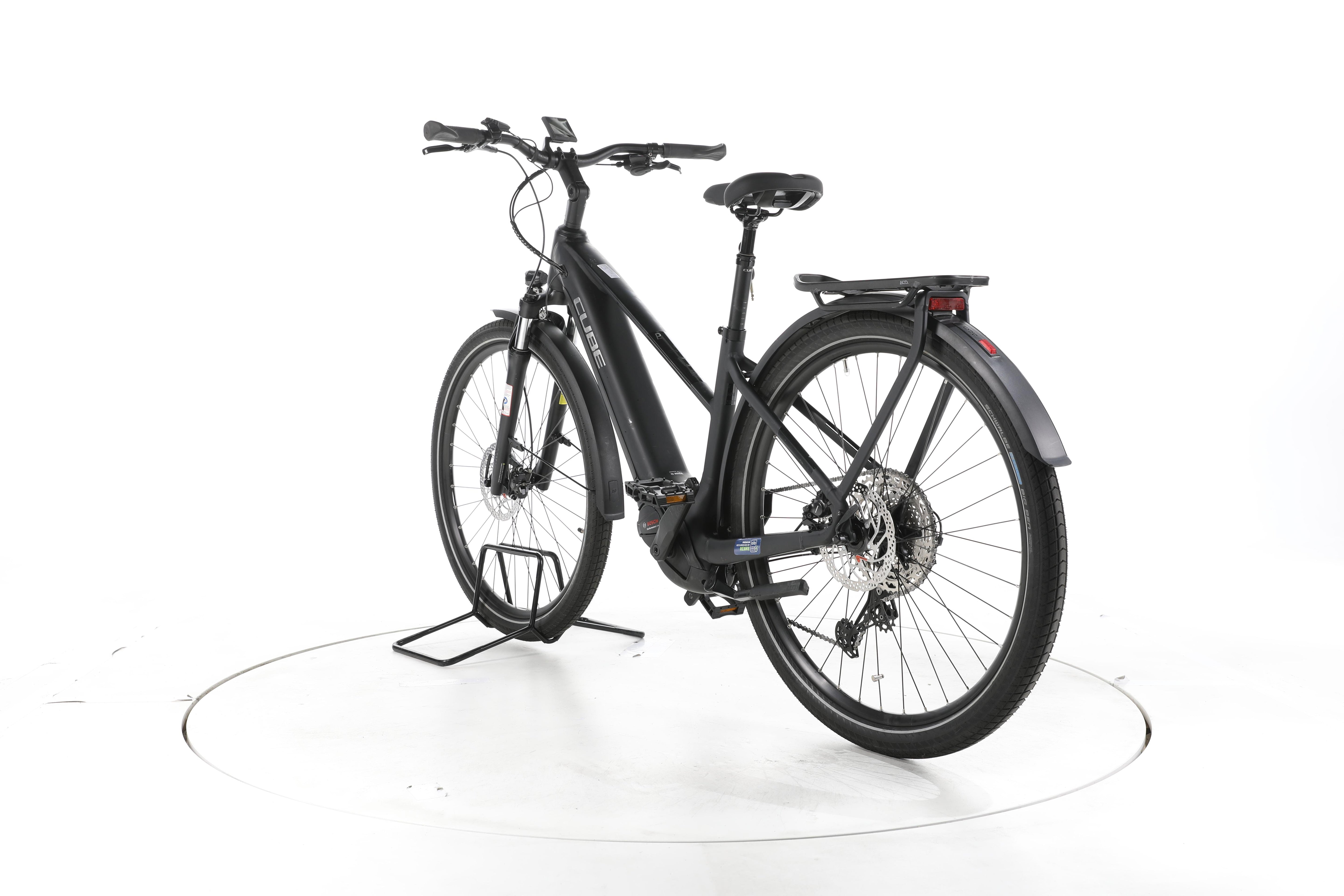 Cube Touring Hybrid Pro Trekking E-Bike - Image 9