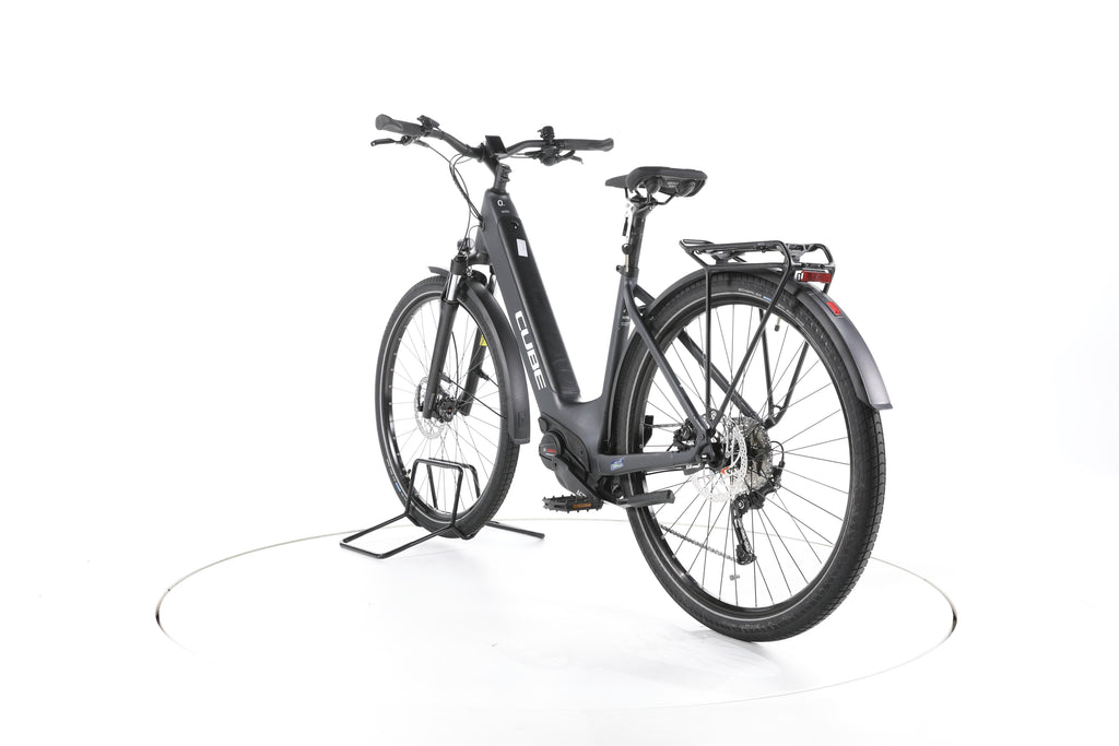 Cube Touring Hybrid ONE Trekking E-Bike Tiefeinsteiger 2023 - Image 9