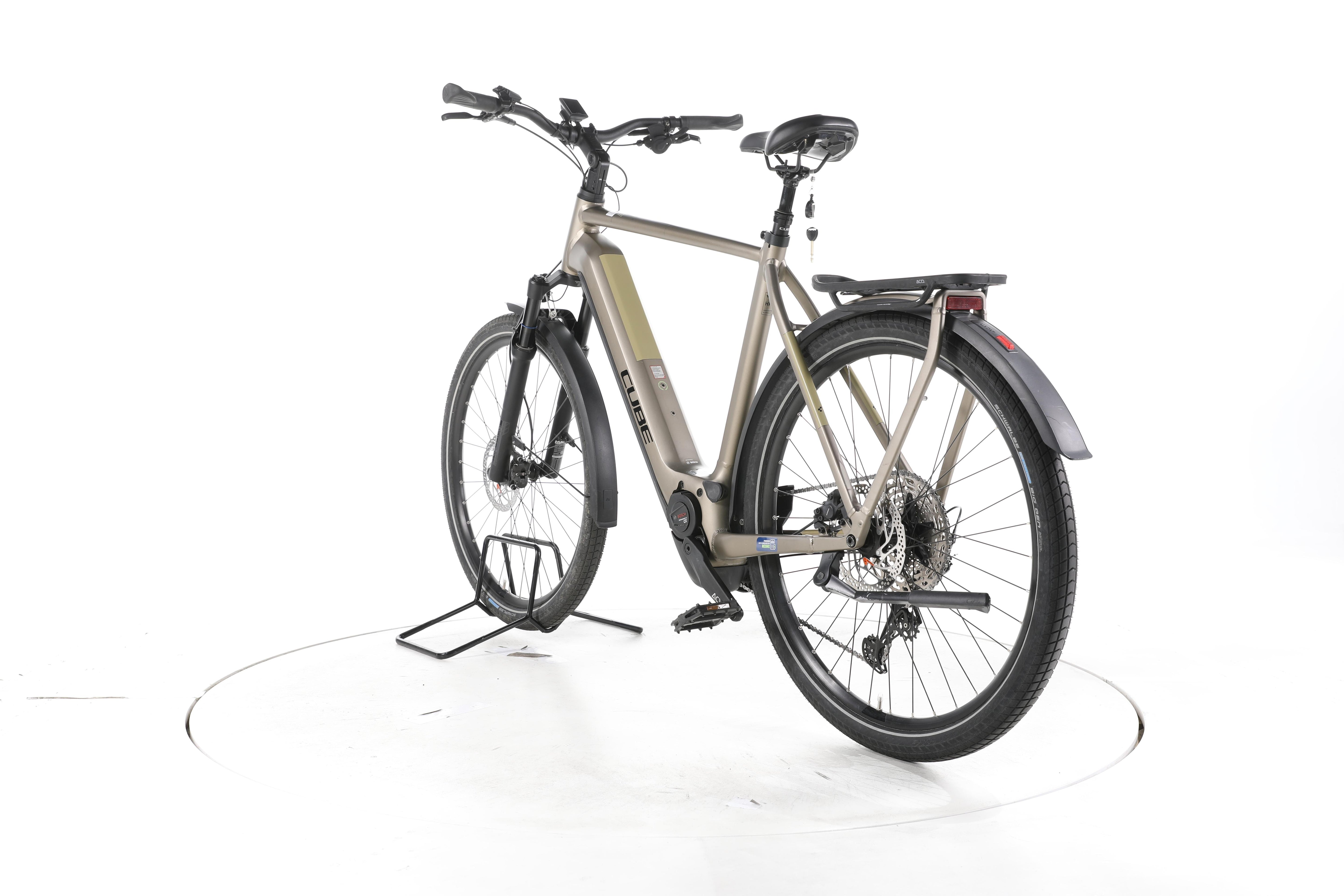 Cube Kathmandu Hybrid Pro Trekking E-Bike - Image 9