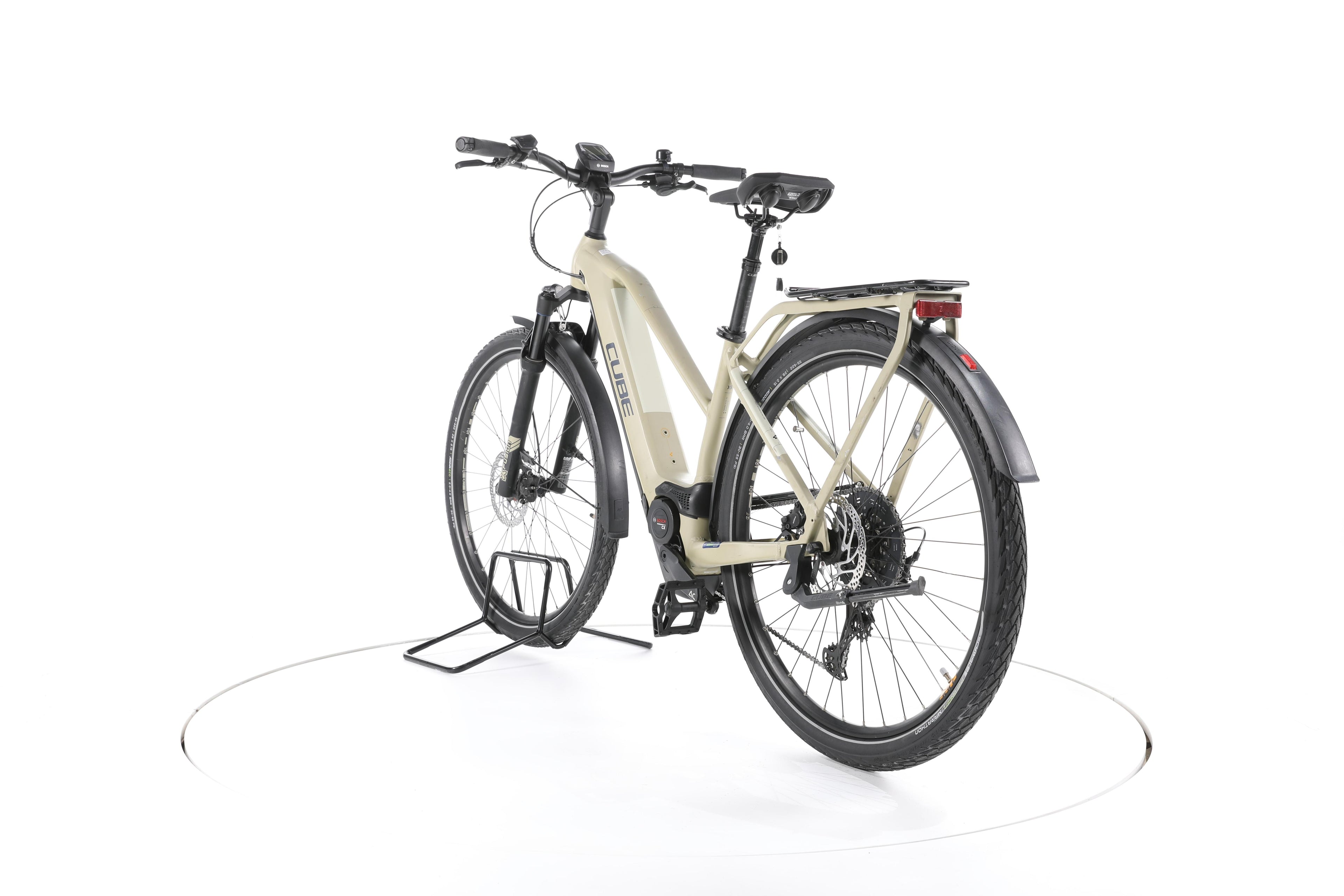 Cube Kathmandu Hybrid Pro Trekking E-Bike - Image 9