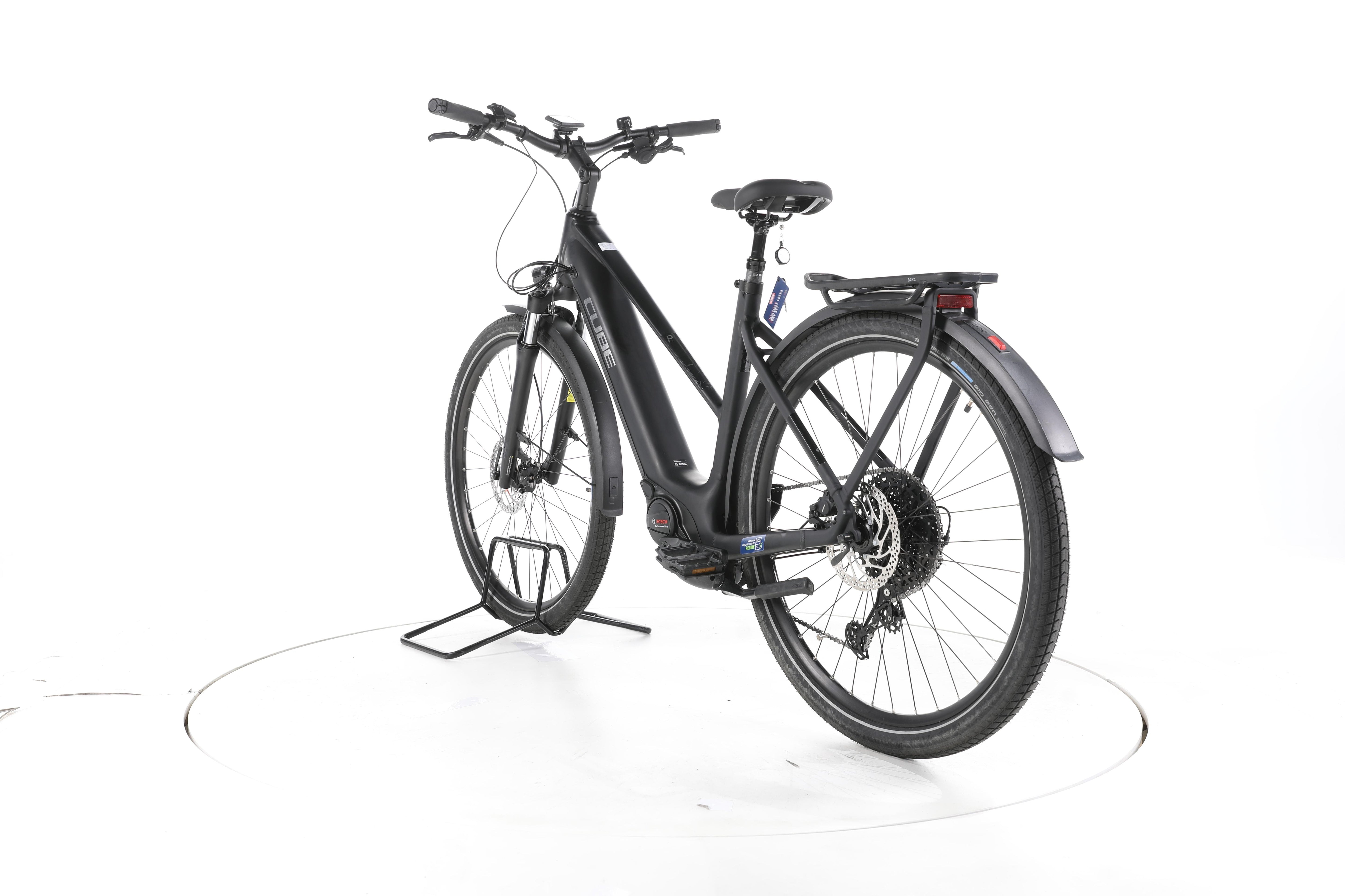 Cube Touring Hybrid Pro Trekking E-Bike - Image 9