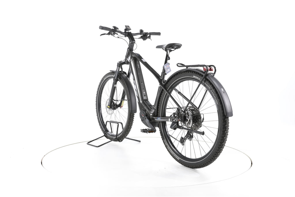 KTM Macina Team LFC Trekking E-Bike 2023 - Image 9