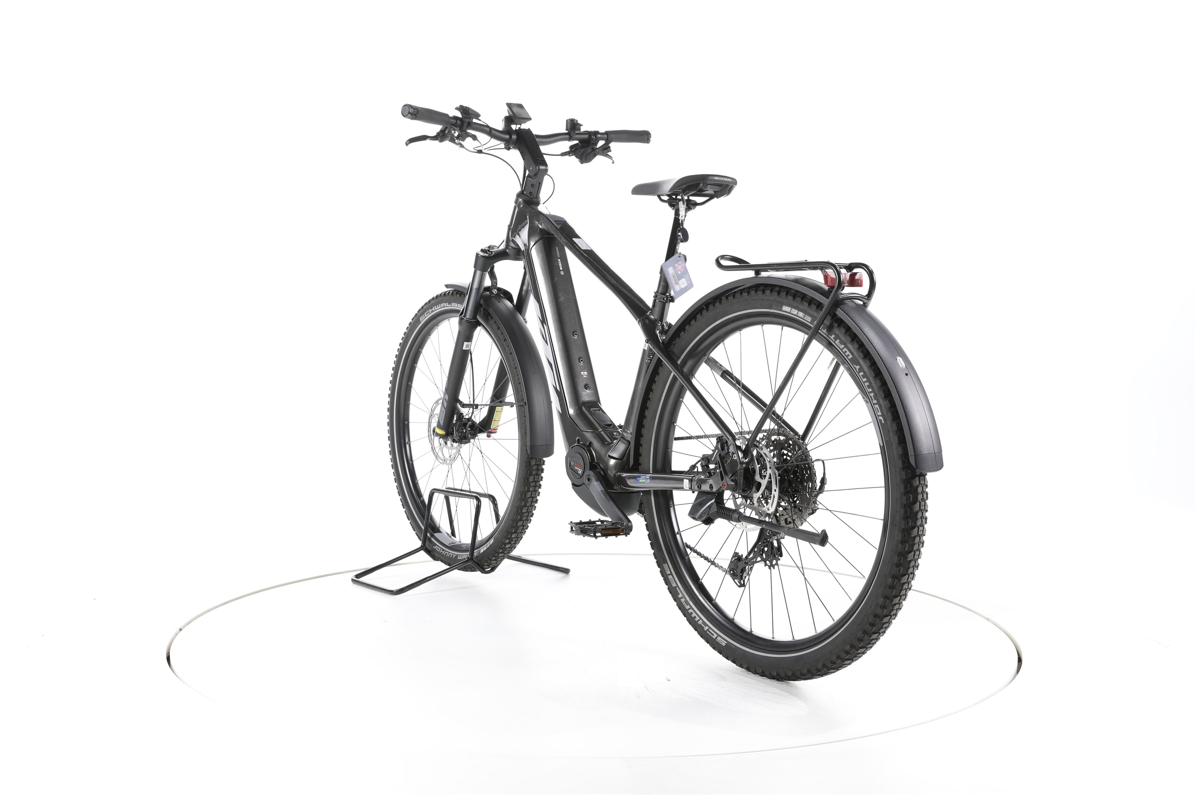 KTM Macina Team LFC Trekking E-Bike 2023 - Image 9