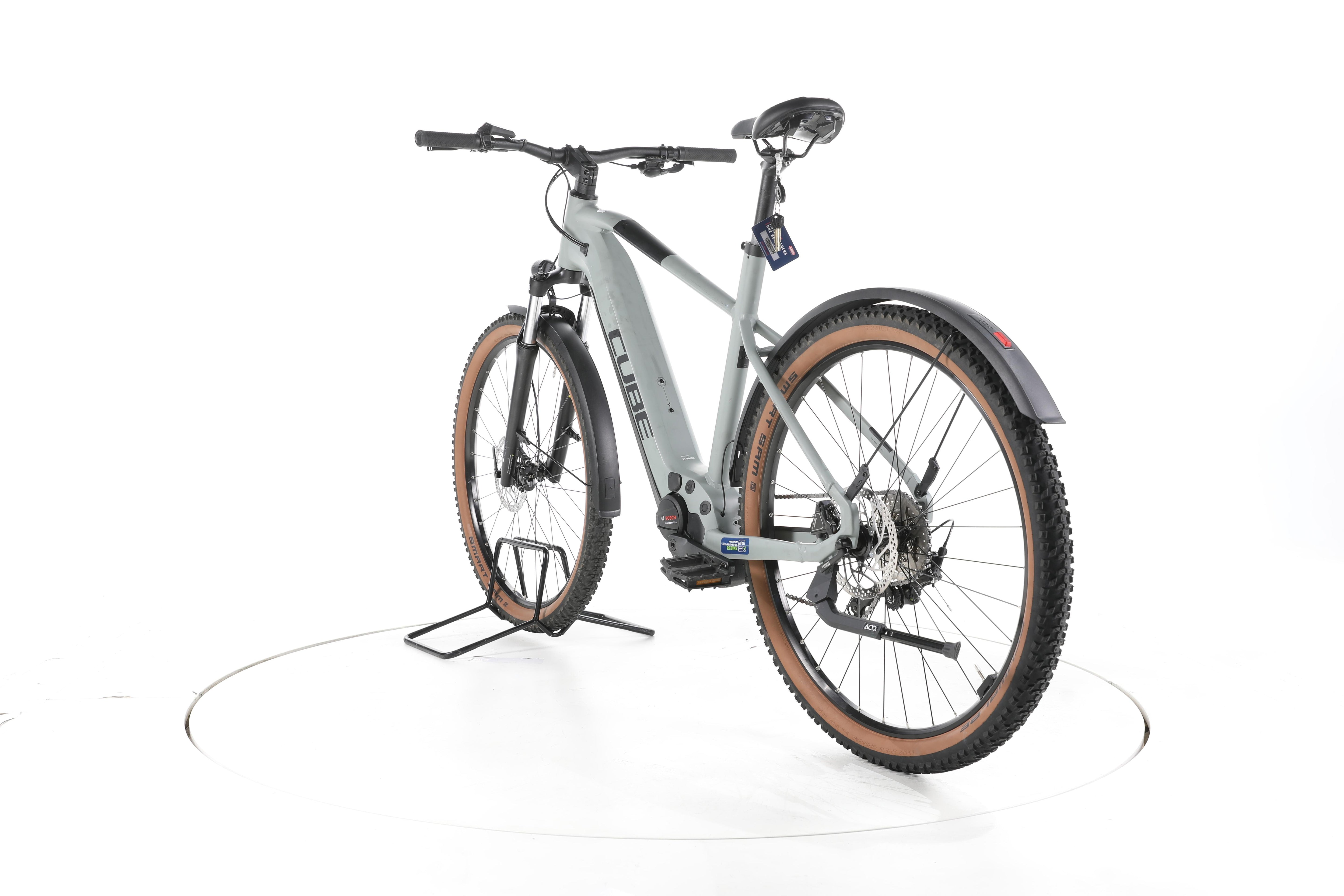 Cube Reaction Hybrid Performance Trekking E-Bike - Image 9