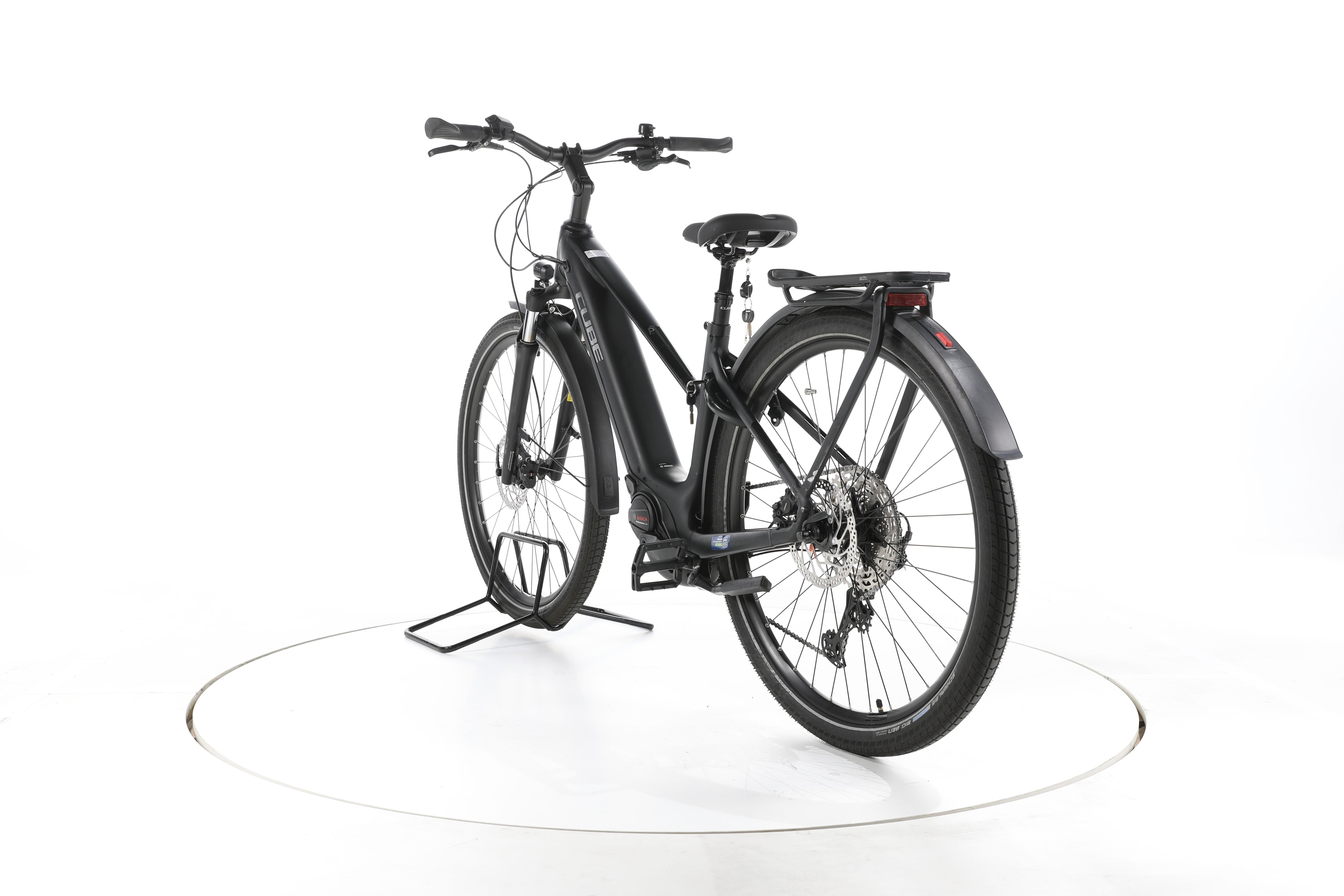 Cube Touring Hybrid Pro Trekking E-Bike - Image 9