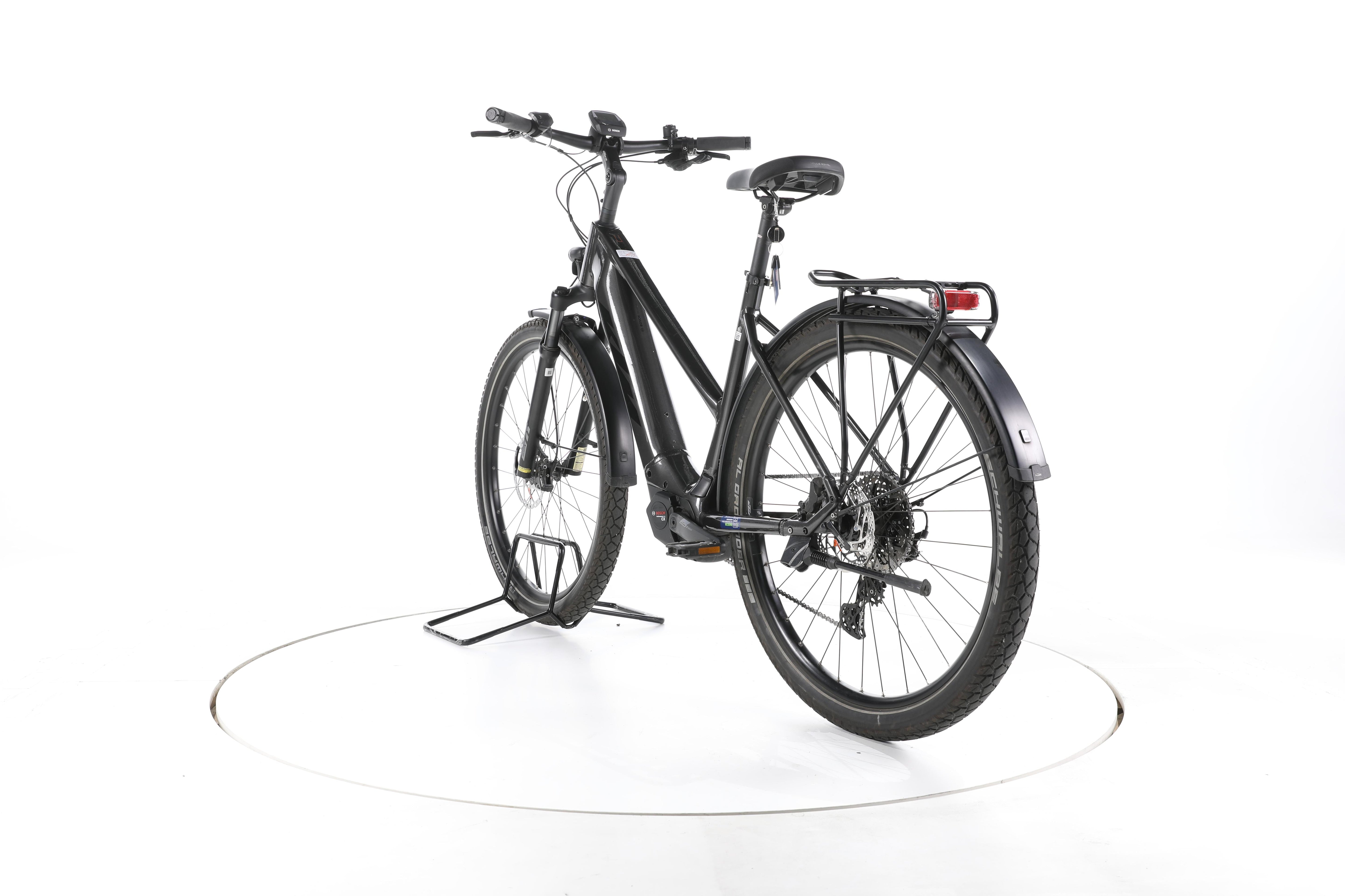 KTM Macina Gran 620 Trekking E-Bike - Image 9