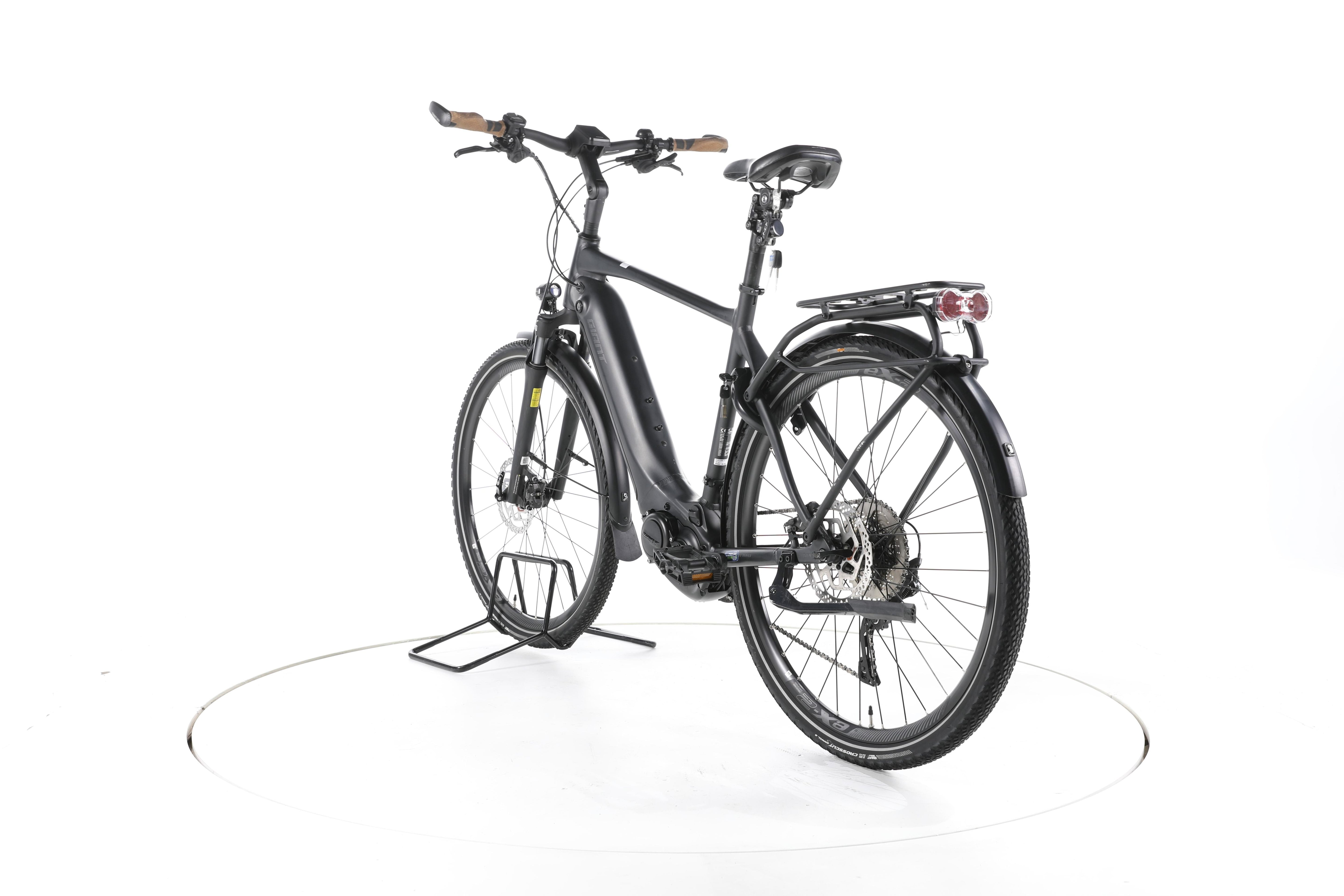 Giant Explore E+ 1S Trekking E-Bike - Image 9