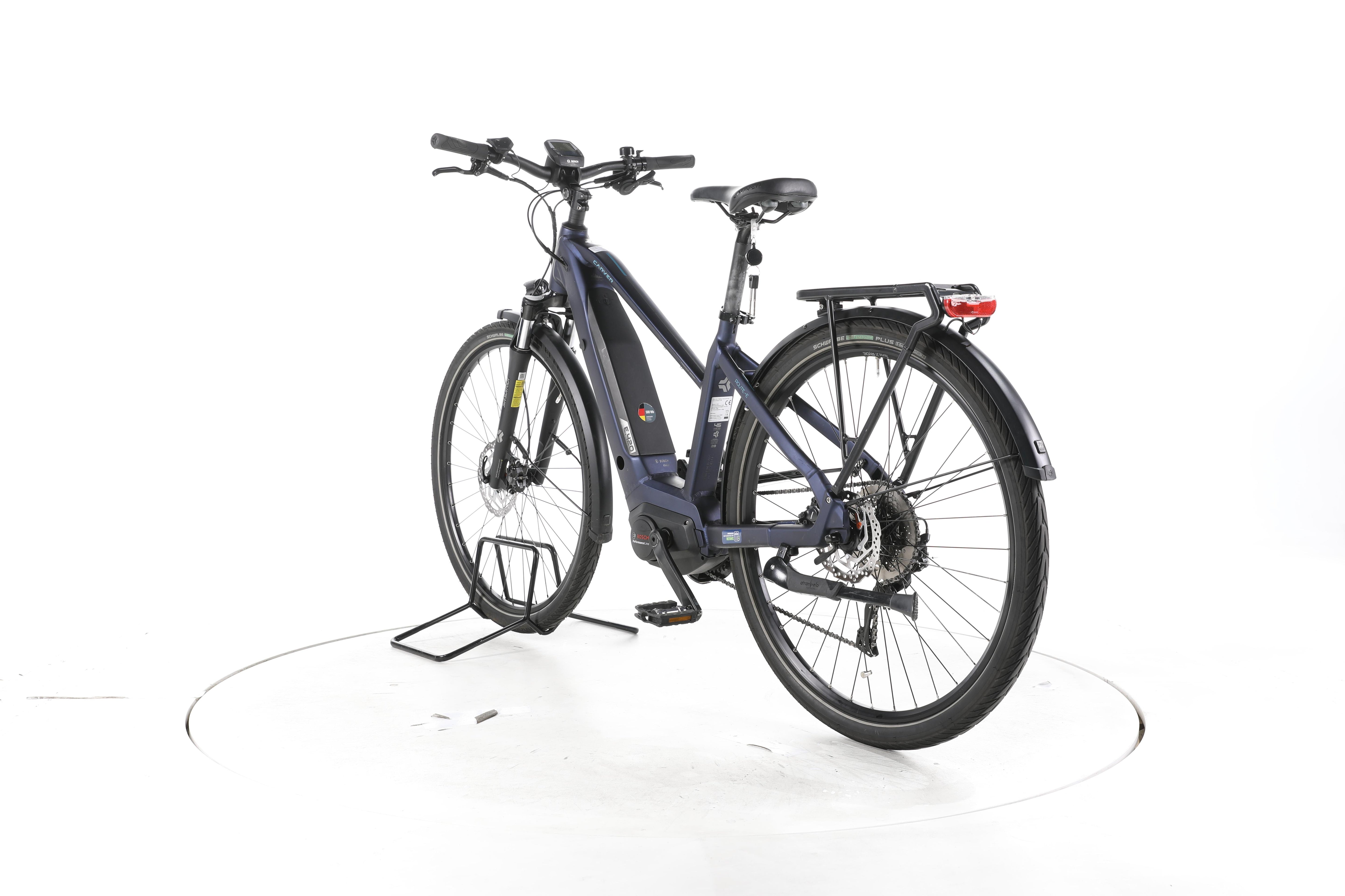 Carver Route E.420 Trekking E-Bike - Image 9