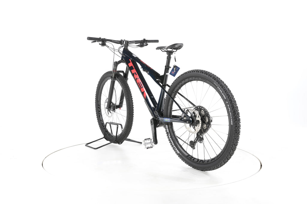 Trek E-Caliber 9.8 XT E-Bike Fully Carbon - Image 9