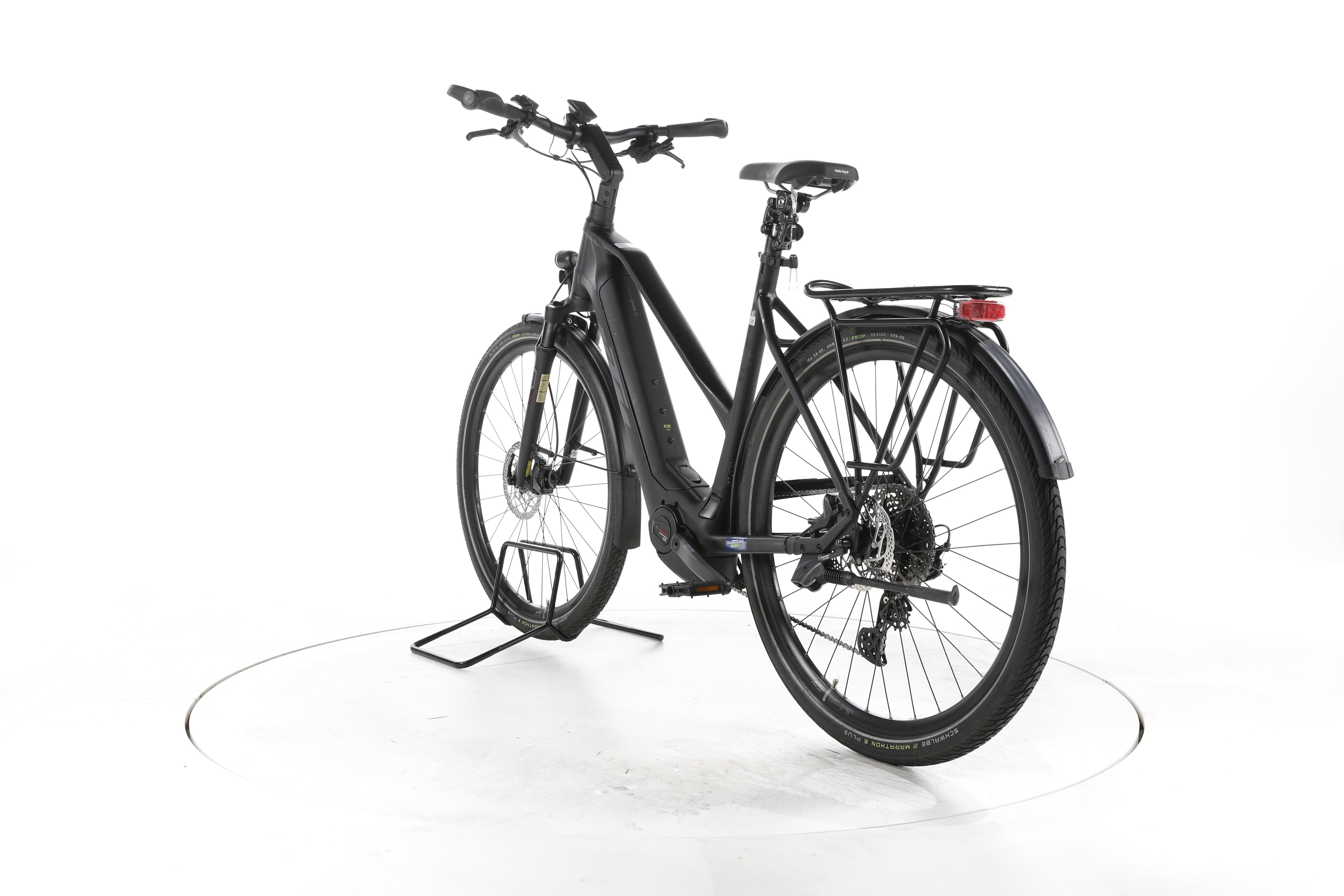 KTM Macina Style Pro Trekking E-Bike - Image 9