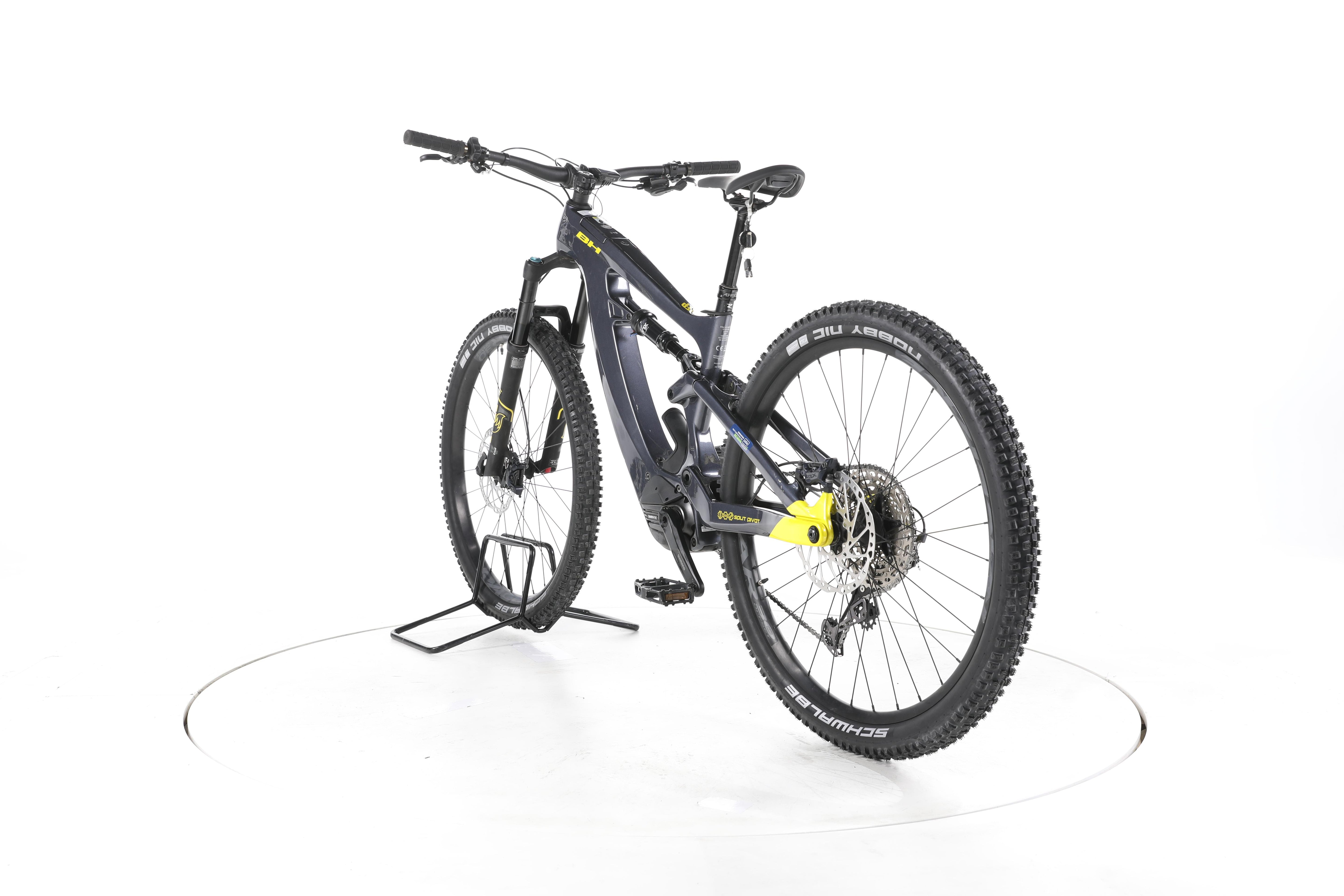 BH Bikes XTEP Carbon Lynx 5.5 Pro E-Bike Fully Carbon - Image 9