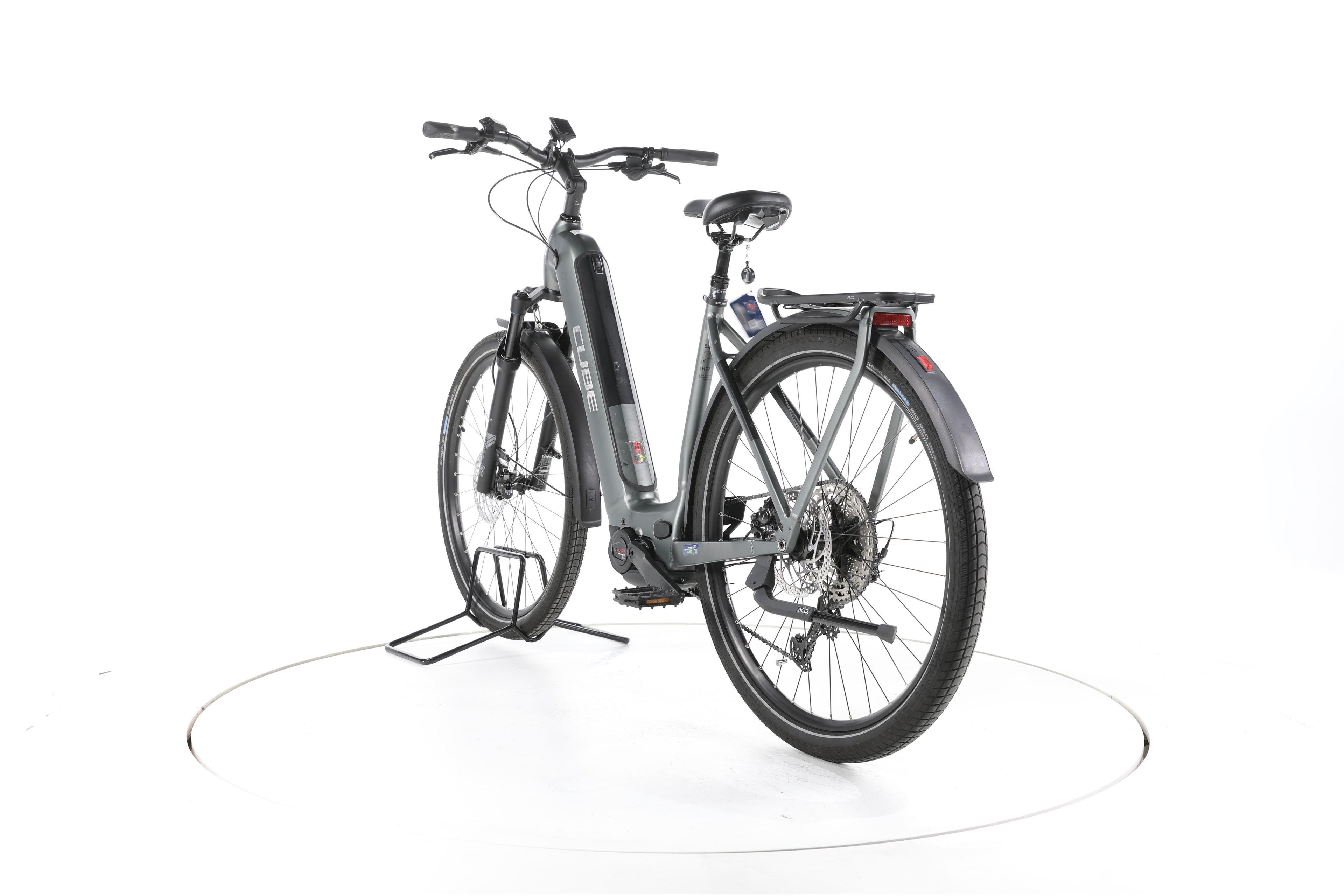 Cube Kathmandu Hybrid Pro Trekking E-Bike Tiefeinsteiger 2023 - Image 9