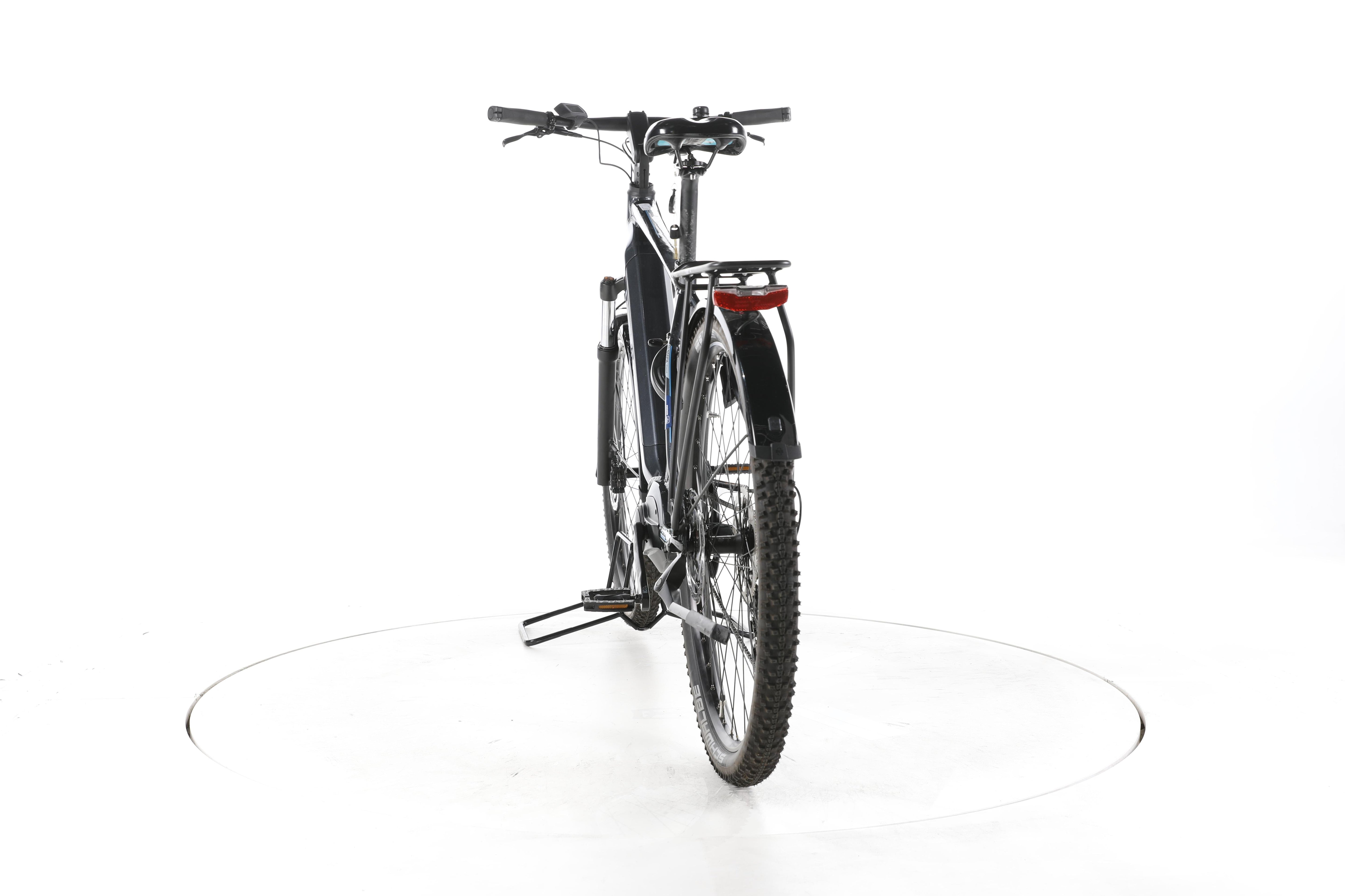Green's Dorset Trekking E-Bike - Image 10