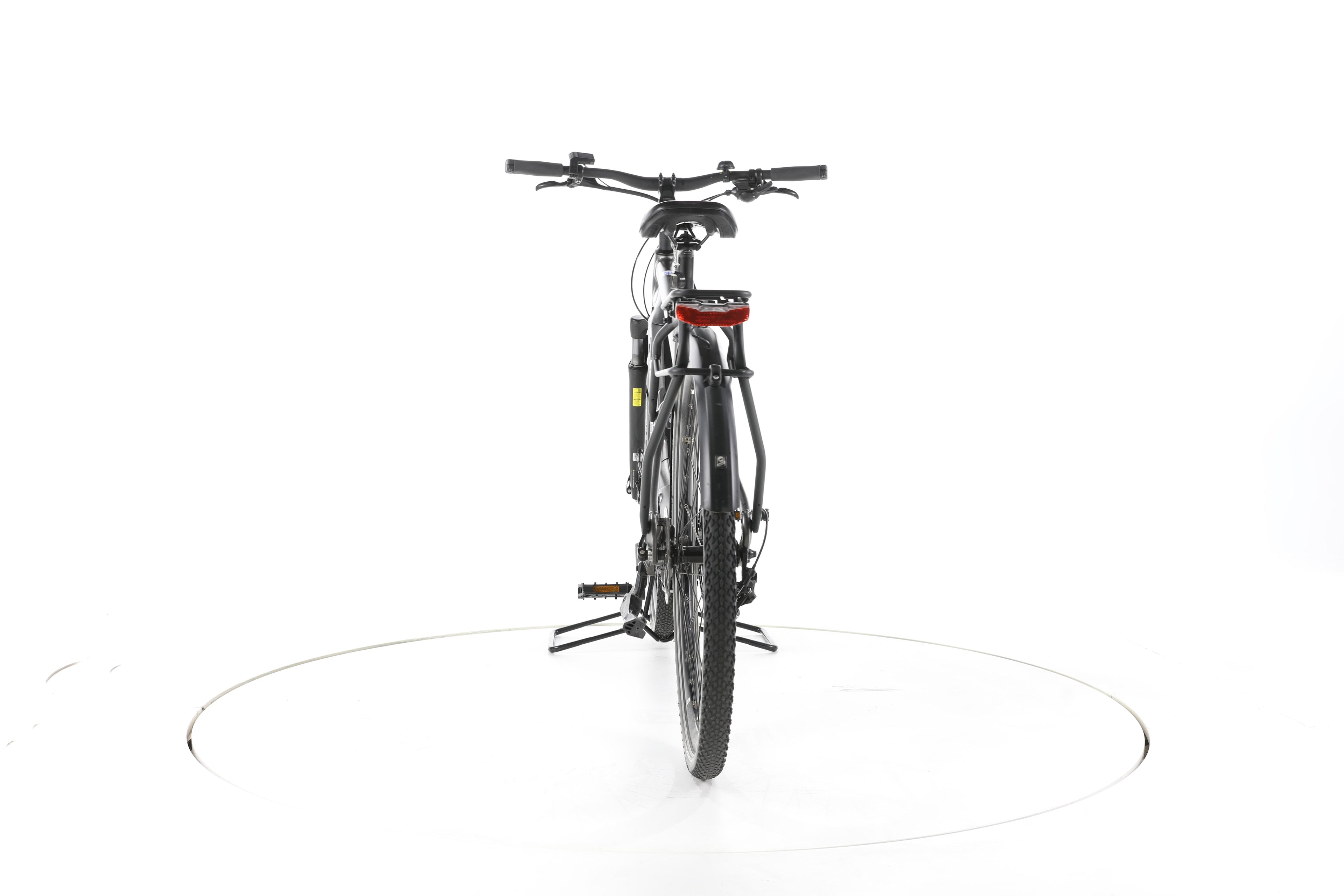 Giant Explore E+ 3 Trekking E-Bike - Image 10