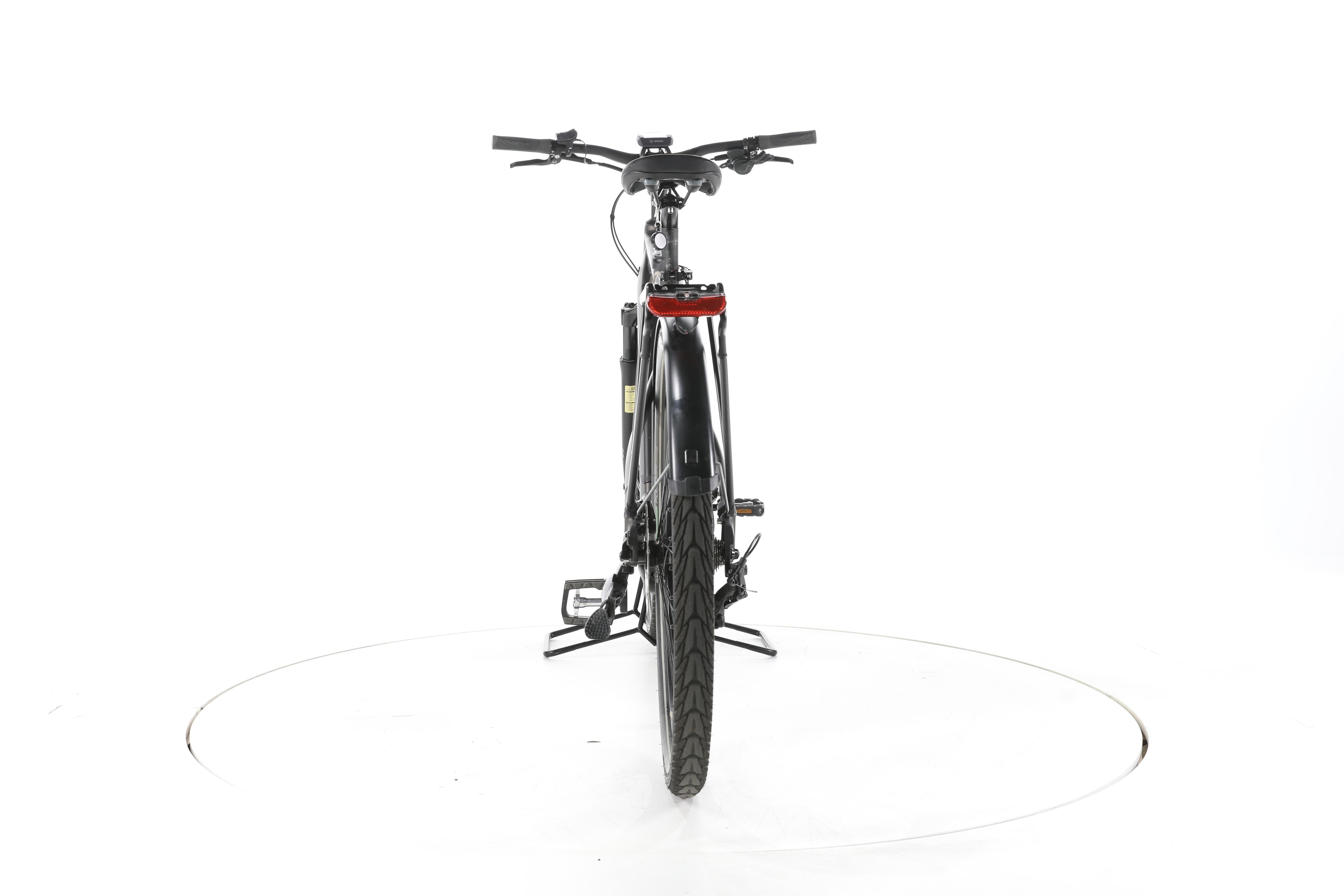 Carver Route E.530 Trekking E-Bike - Image 10