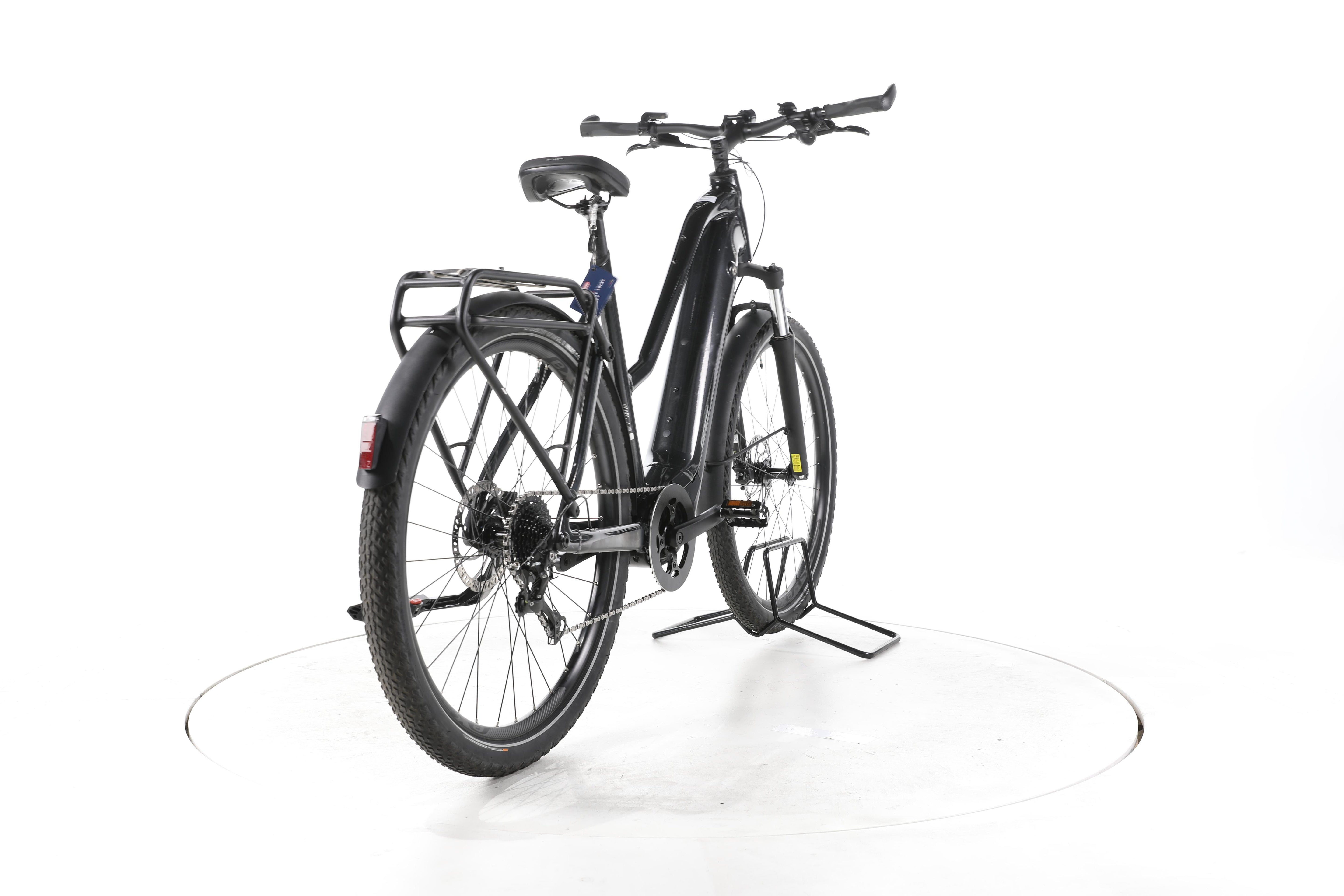 Giant Explore E+ 2 Trekking E-Bike - Image 11
