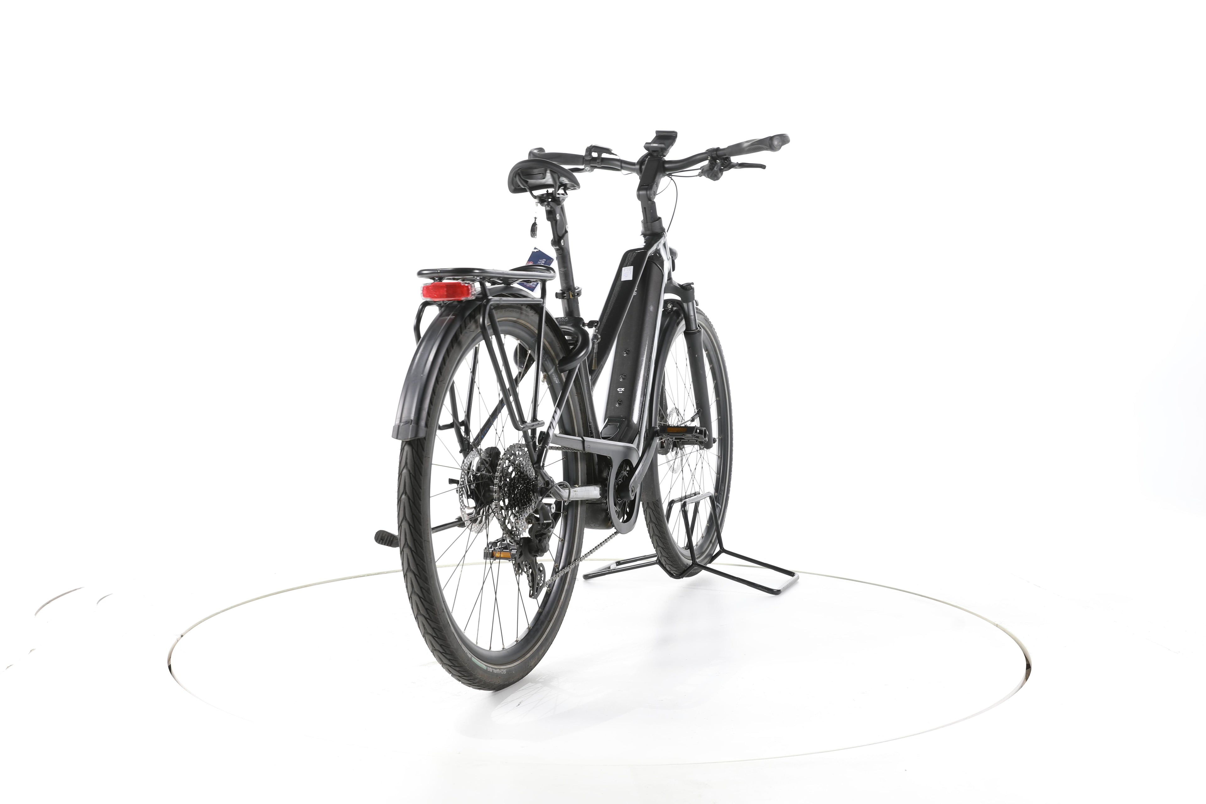 KTM Macina Style 730 Trekking E-Bike - Image 11