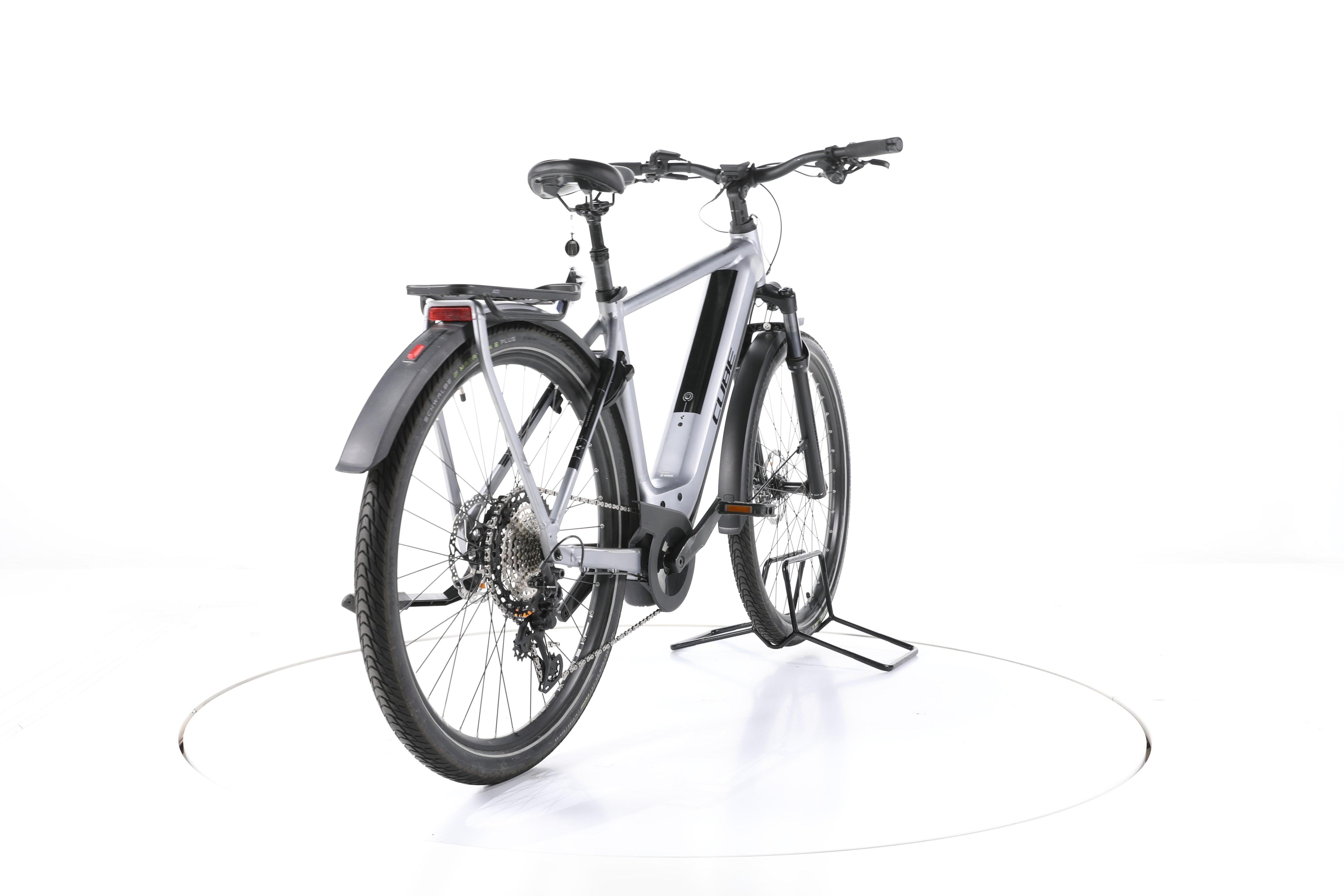 Cube Kathmandu Hybrid SLX Trekking E-Bike - Image 11