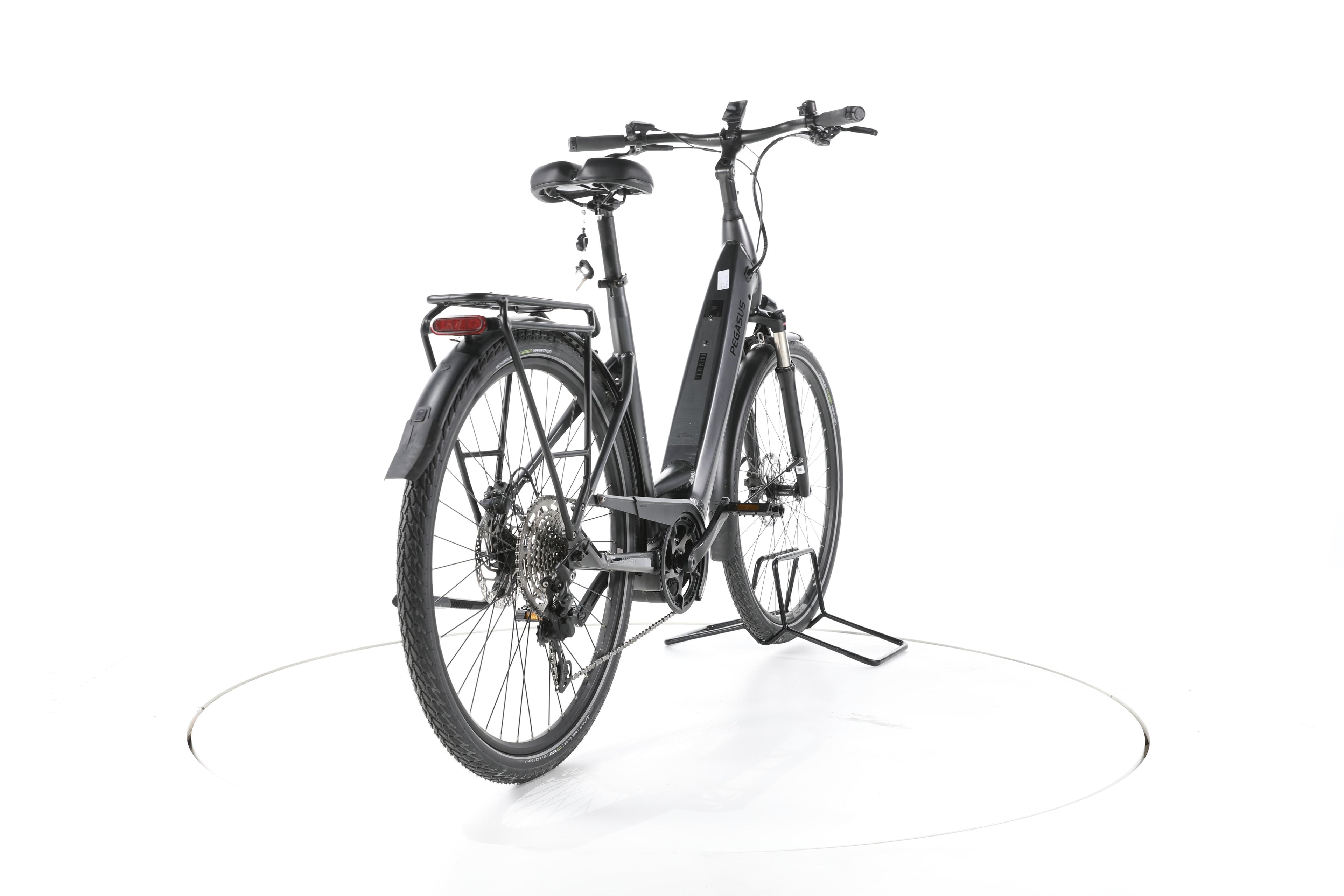 Pegasus Premio Evo 10 Lite Trekking E-Bike Tiefeinsteiger - Image 11