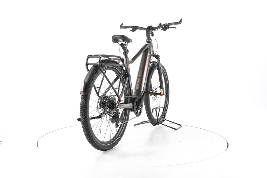 Giant Explore E+ Pro 1 Trekking E-Bike - Image 11