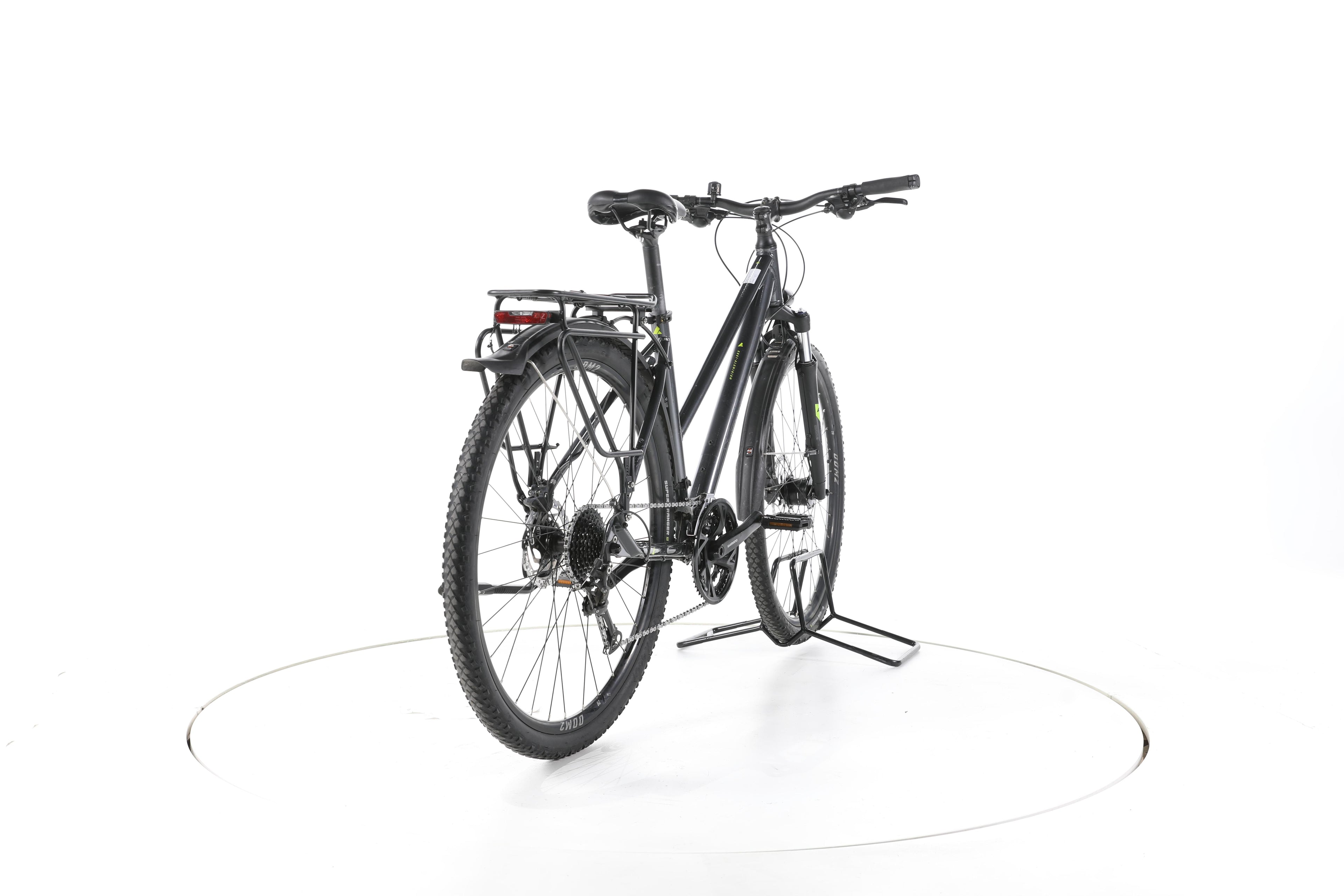 Bulls Cross Street - Image 11