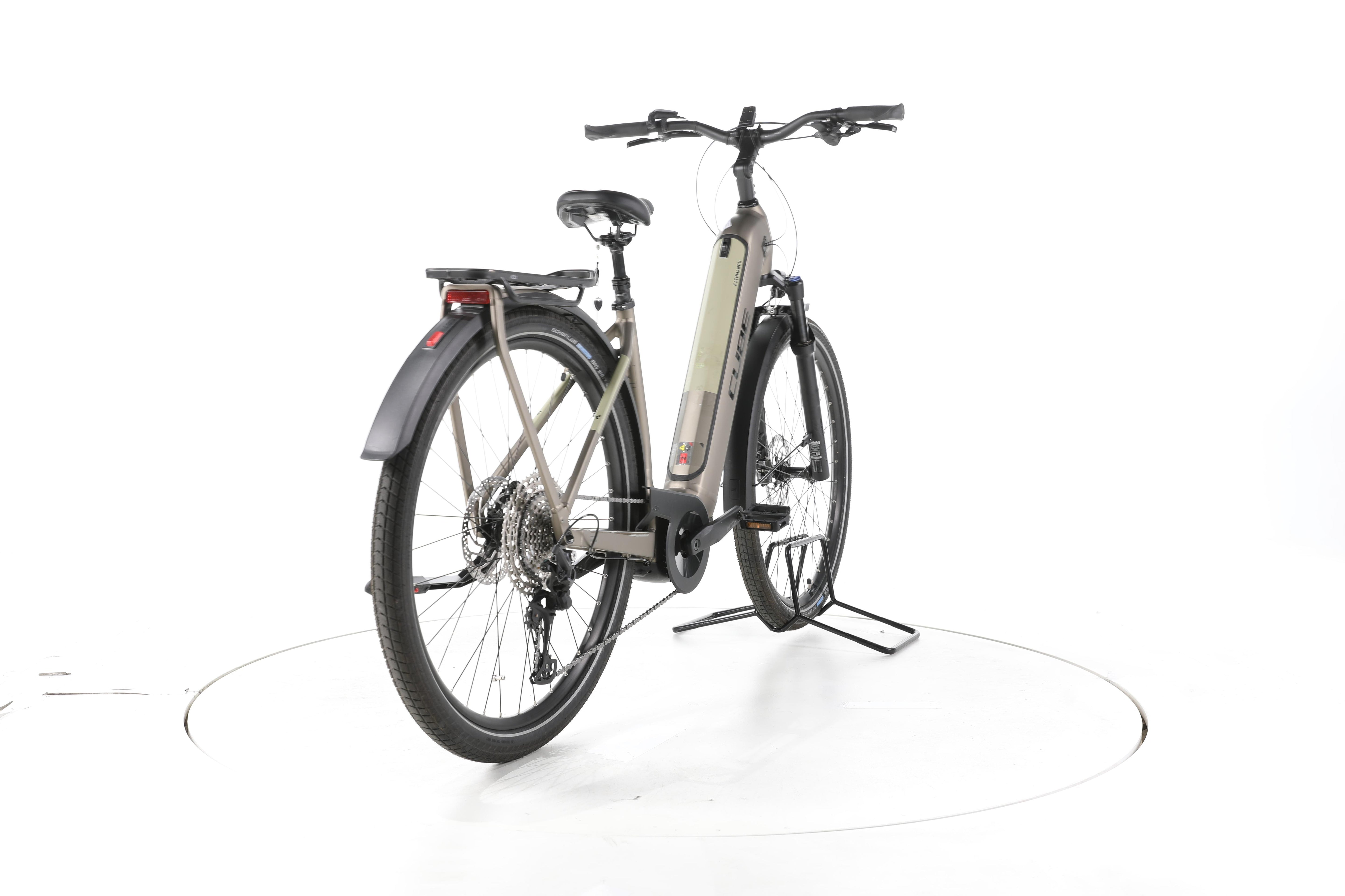 Cube Kathmandu Hybrid Pro Trekking E-Bike Tiefeinsteiger - Image 11