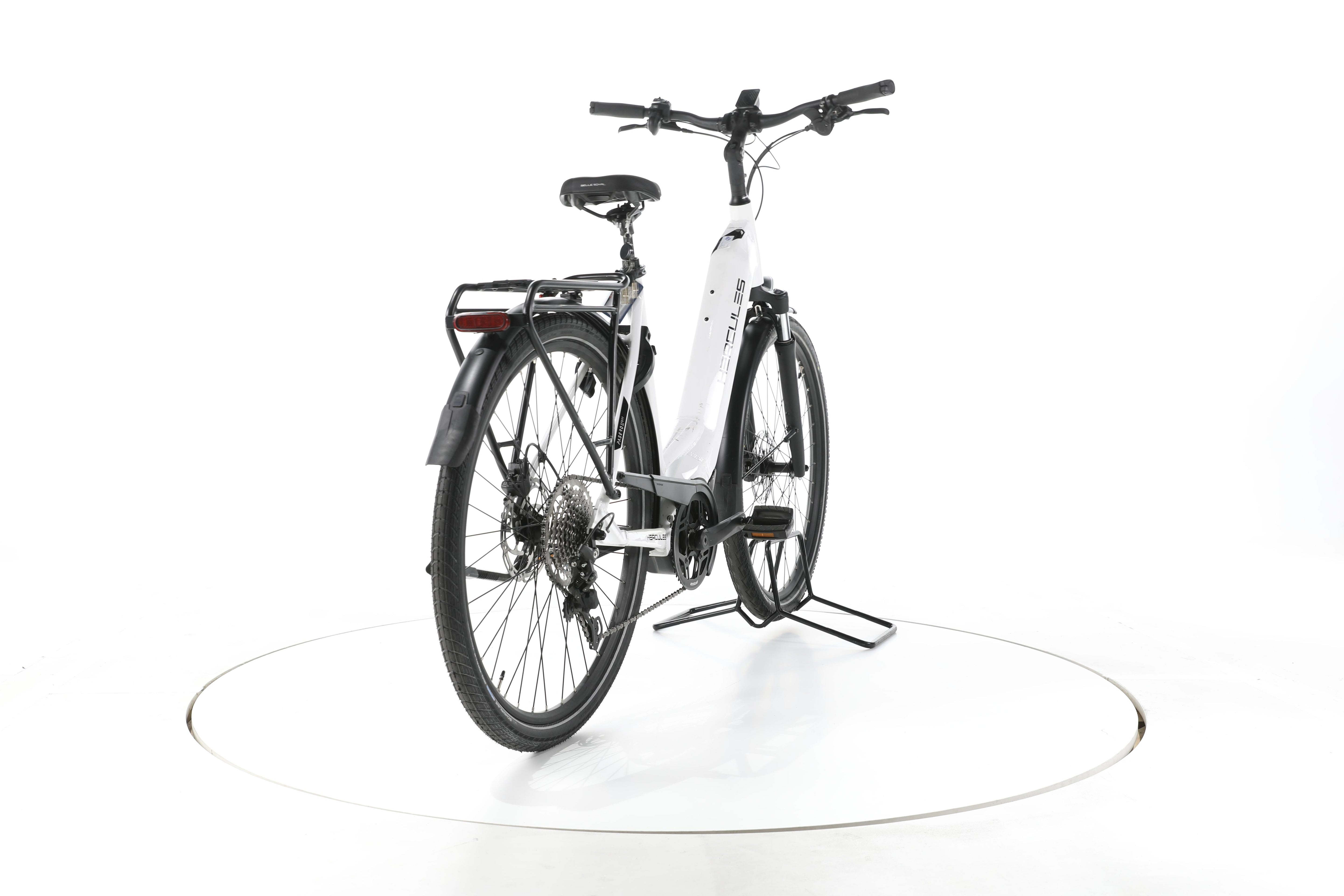 Hercules Pasero Sport I-10 Trekking E-Bike Tiefeinsteiger - Image 11