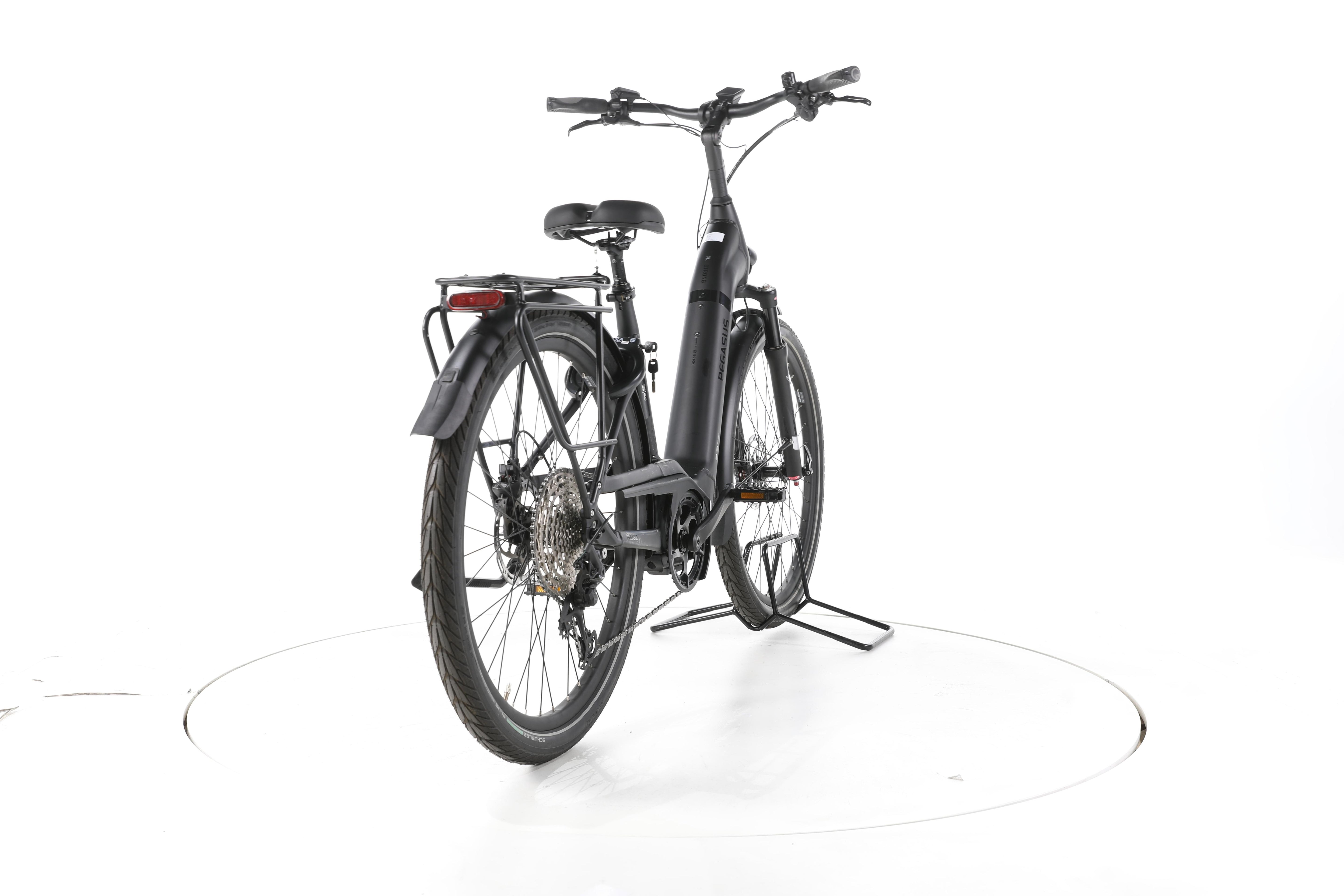 Pegasus Strong Evo 12 Lite Trekking E-Bike Tiefeinsteiger - Image 11