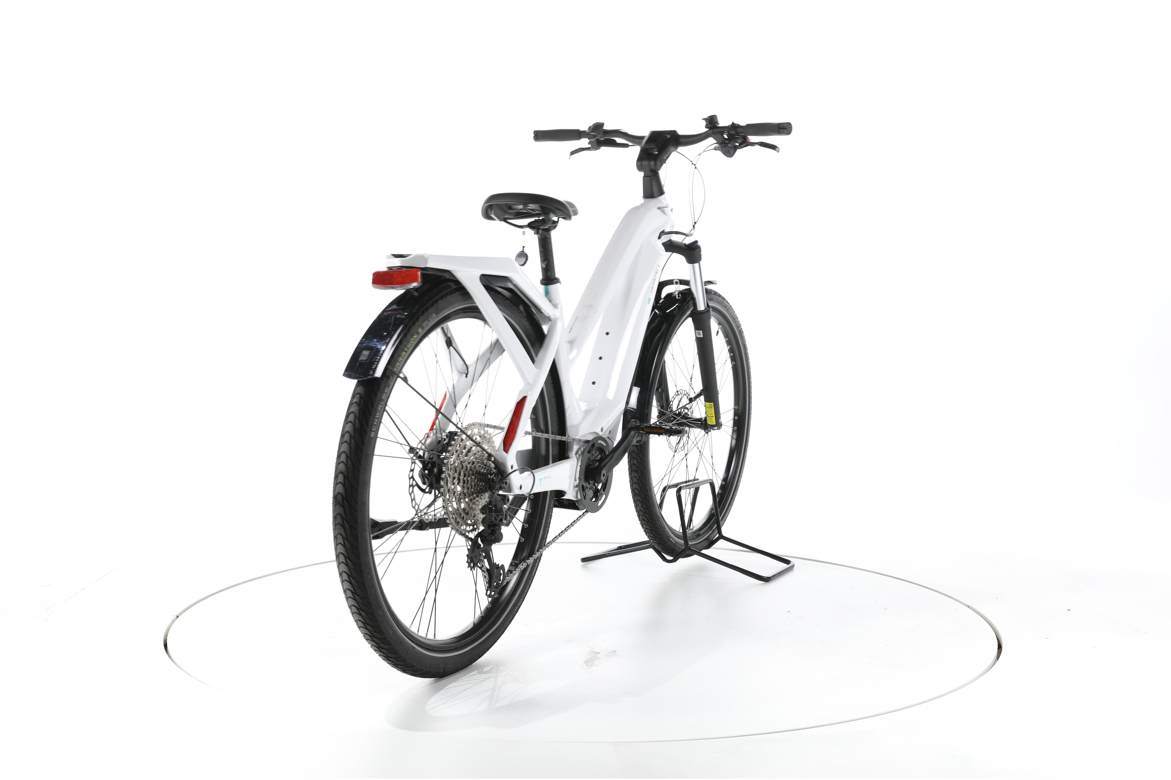 Bianchi E-OMNIA T TYPE Trekking E-Bike - Image 11