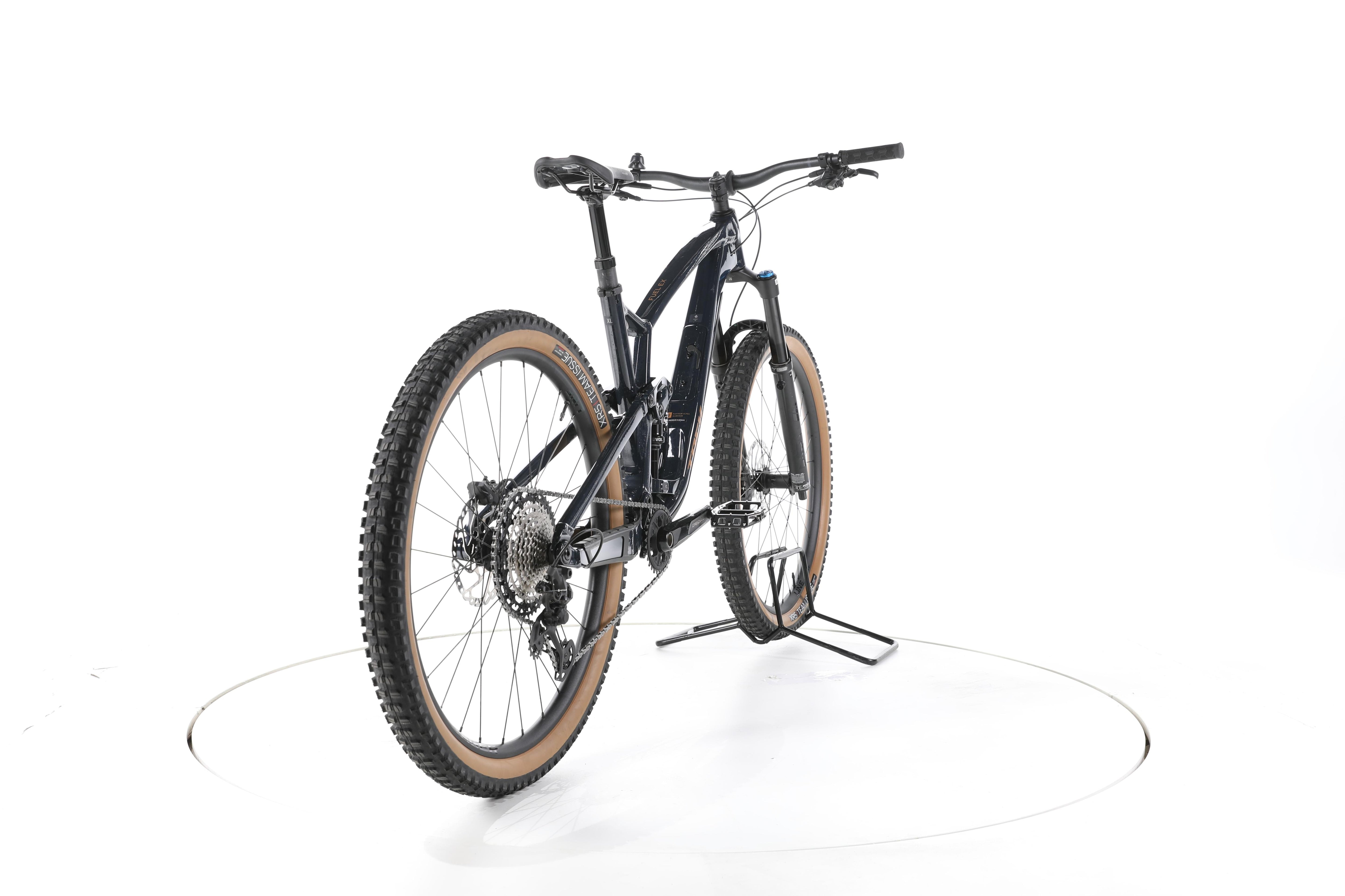 Trek Fuel EX 8 XT Gen 6 - Image 11
