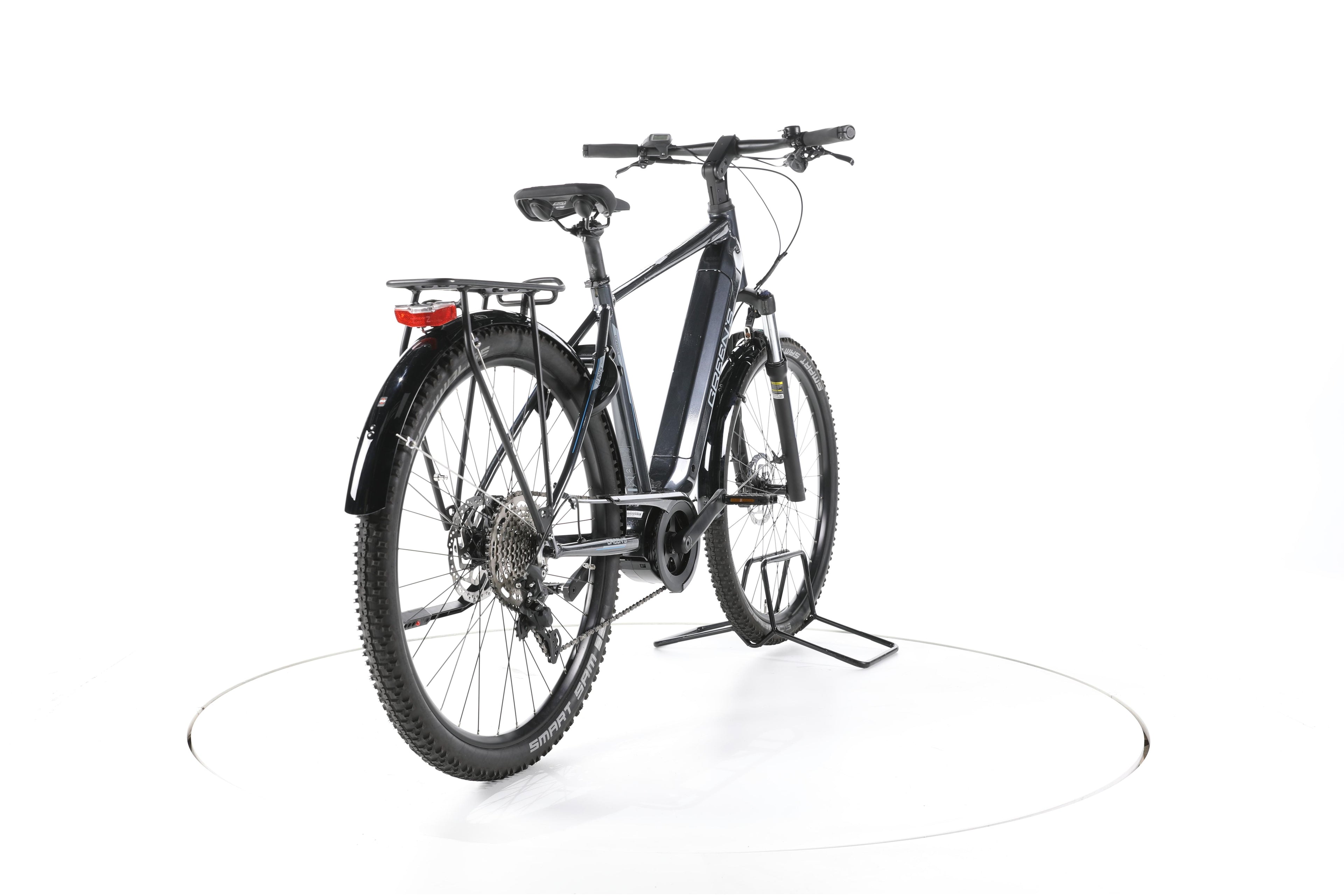 Green's Dorset Trekking E-Bike - Image 11