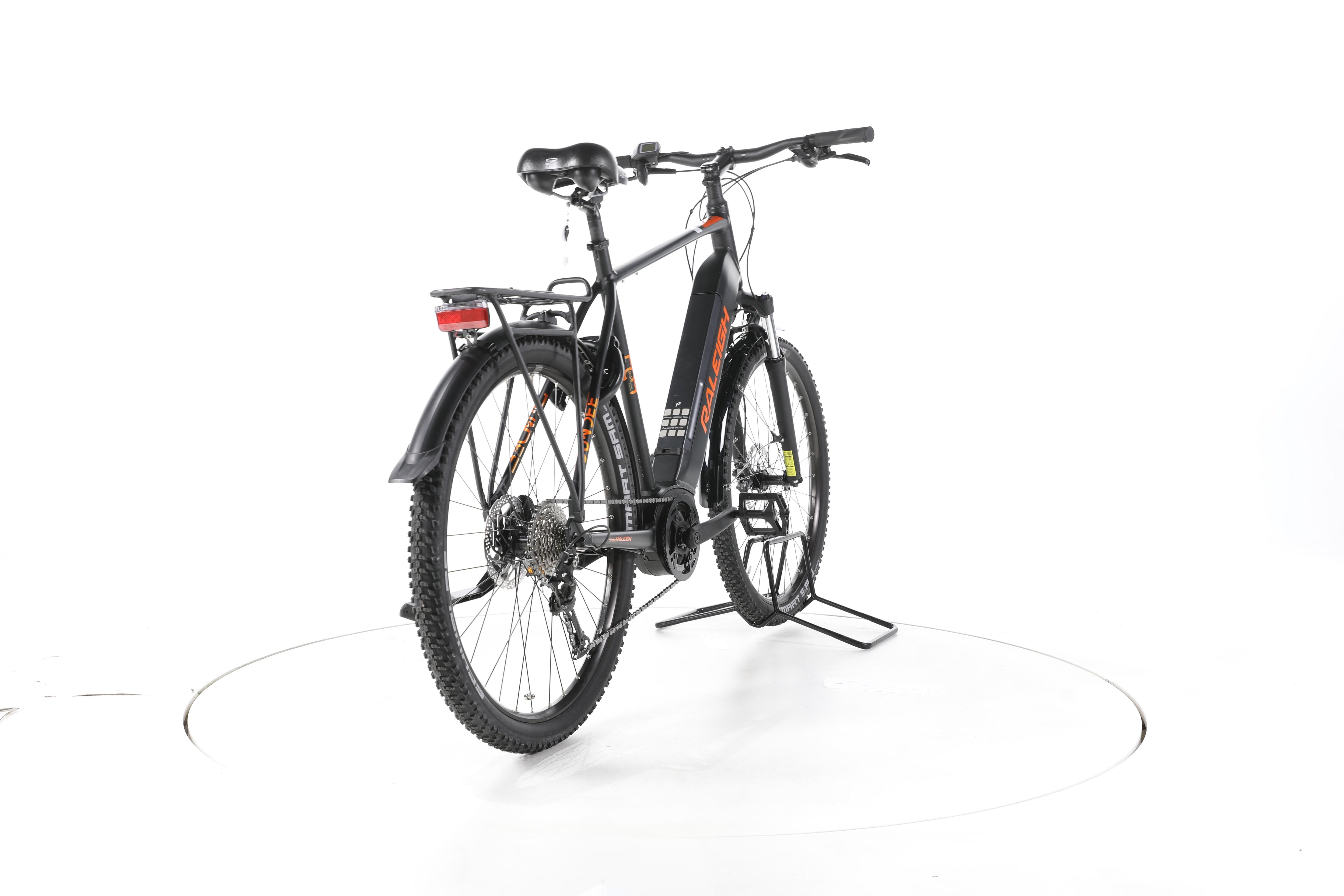 Raleigh DUNDEE LTD Trekking E-Bike - Image 11