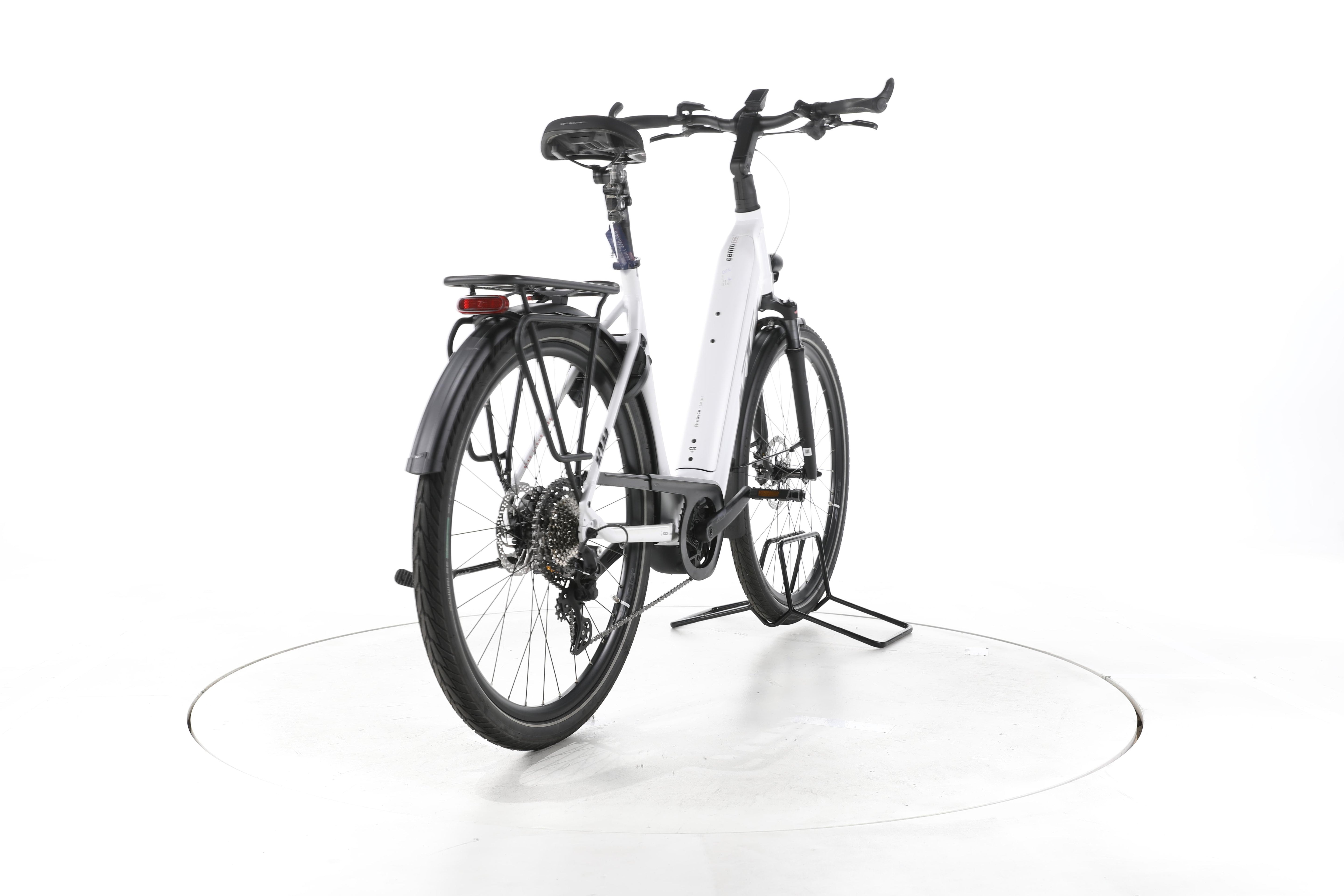 KTM ZEG Cento 10 Plus Trekking E-Bike Tiefeinsteiger - Image 11