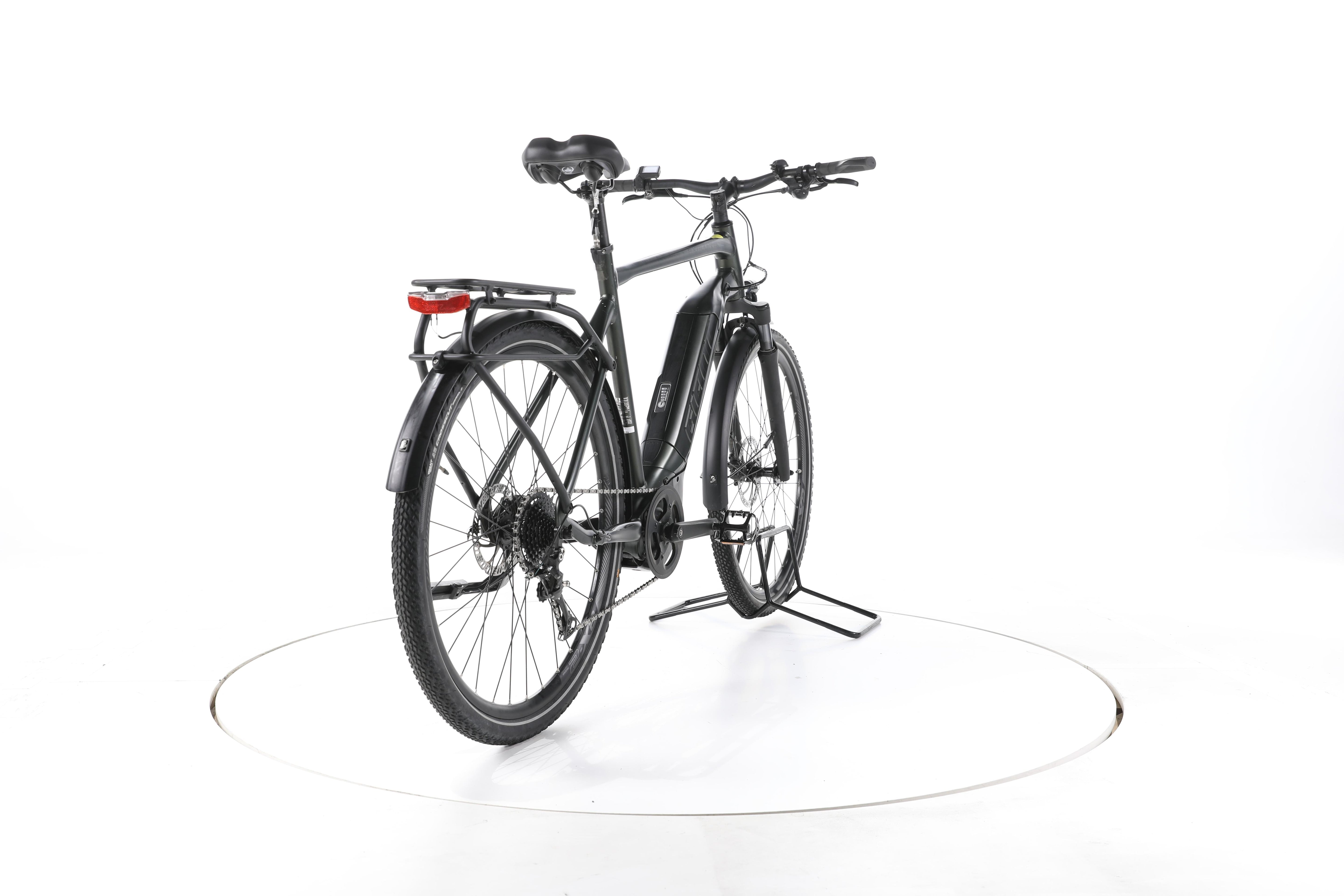 Giant Explore E+ 3 Trekking E-Bike - Image 11